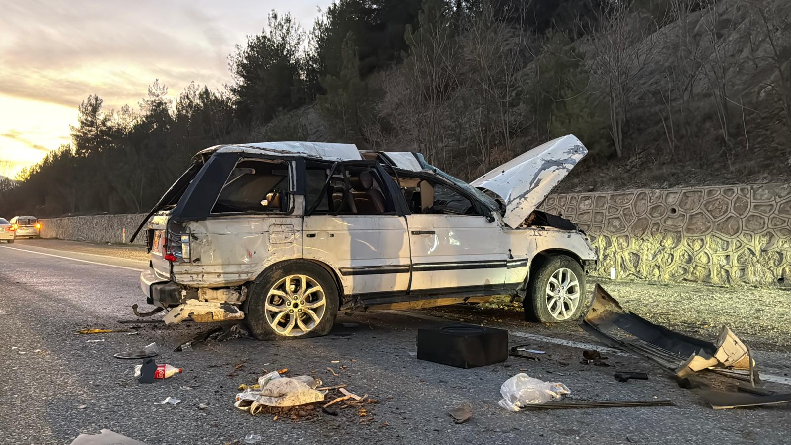 Karabük’te cip takla attı: Anne-oğul öldü, 7 yaralı - Görsel 1
