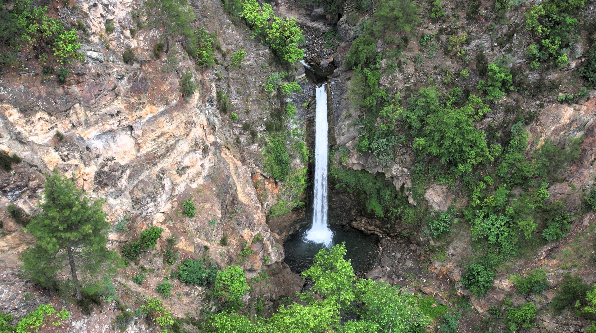Amanos Dağları eteklerindeki Karaçay Vadisi'nde 7 yeni şelale keşfedildi - Görsel 5