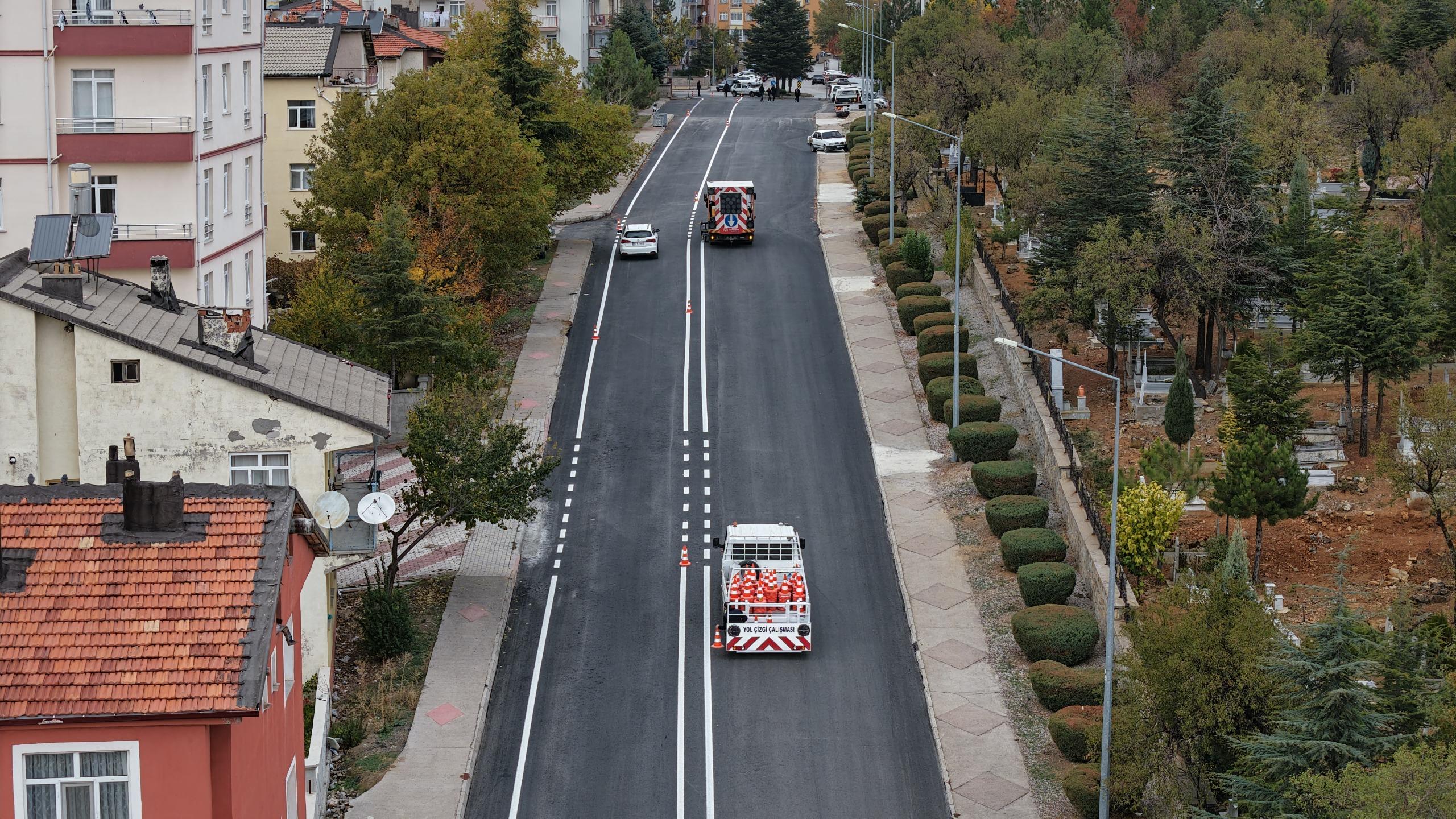 MERKEZ VE KIRSAL MAHALLELERDE ASFALT SEFERBERLİĞİ  - Görsel 3