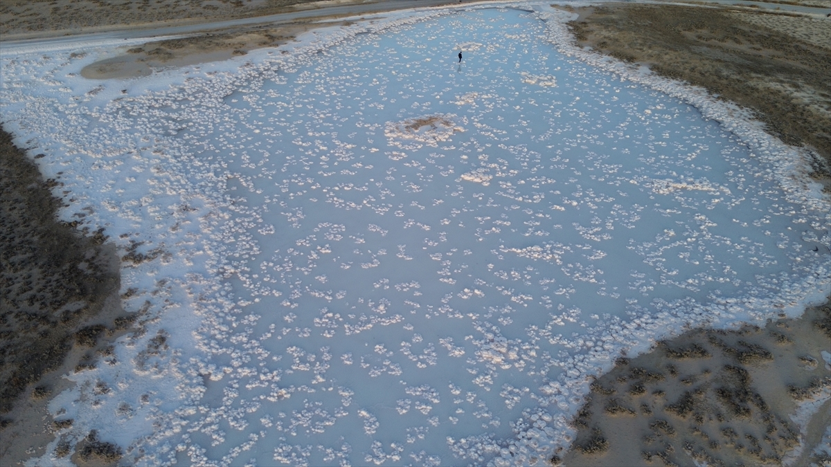 Tuz Gölü'nde oluşan kütleler fotoğraf tutkunlarının ilgisini çekiyor - Görsel 3