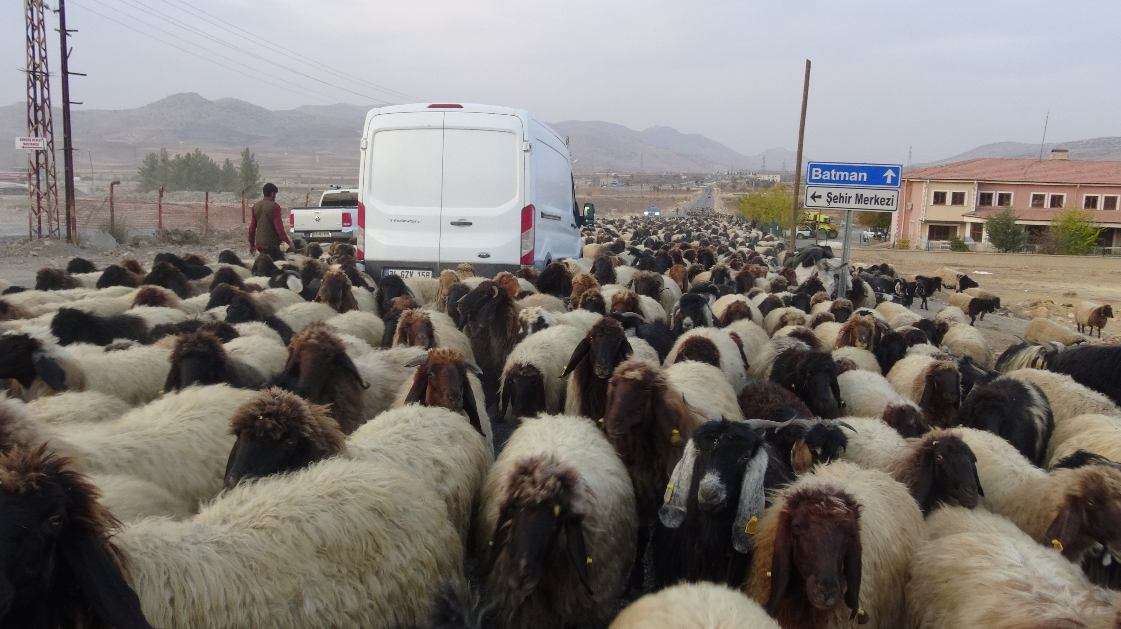 Göçerlerin zorlu yolculuğu başladı - Görsel 6