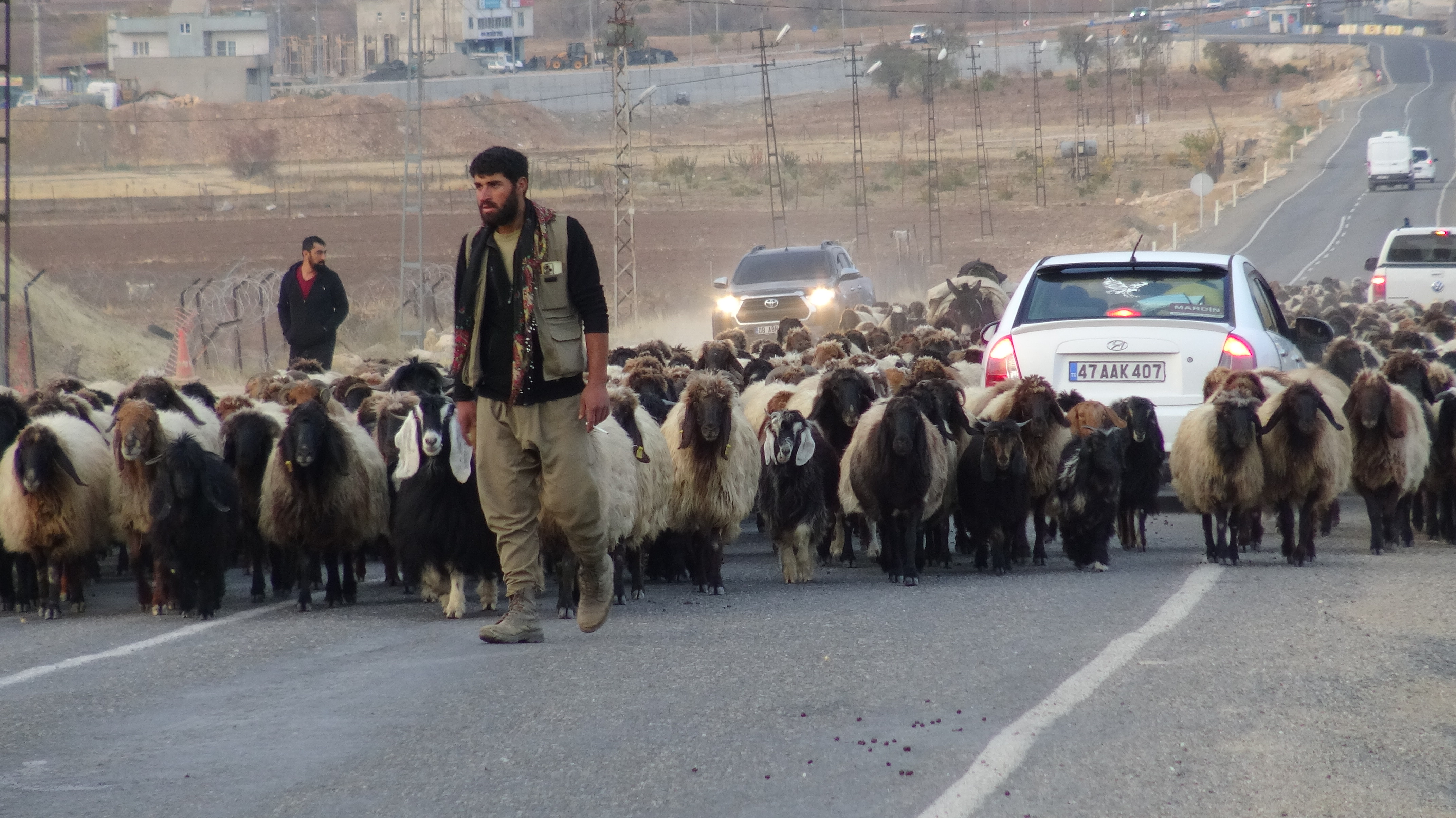 Göçerlerin zorlu yolculuğu başladı - Görsel 8
