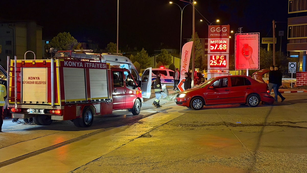 Seydişehir'de Meydana Gelen Trafik Kazasında 1'i Çocuk 3 Kişi Yaralandı - Görsel 2