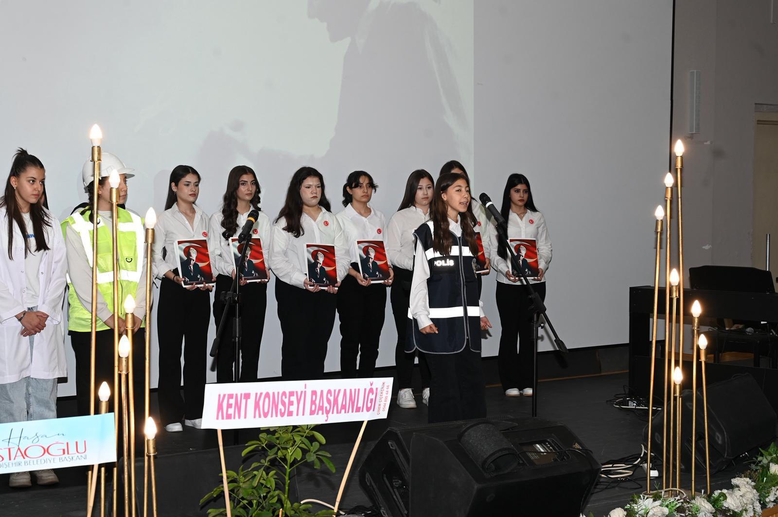 Seydişehir'de Öğretmenler Günü Coşku ve Vefa Duygularıyla Kutlandı - Görsel 2