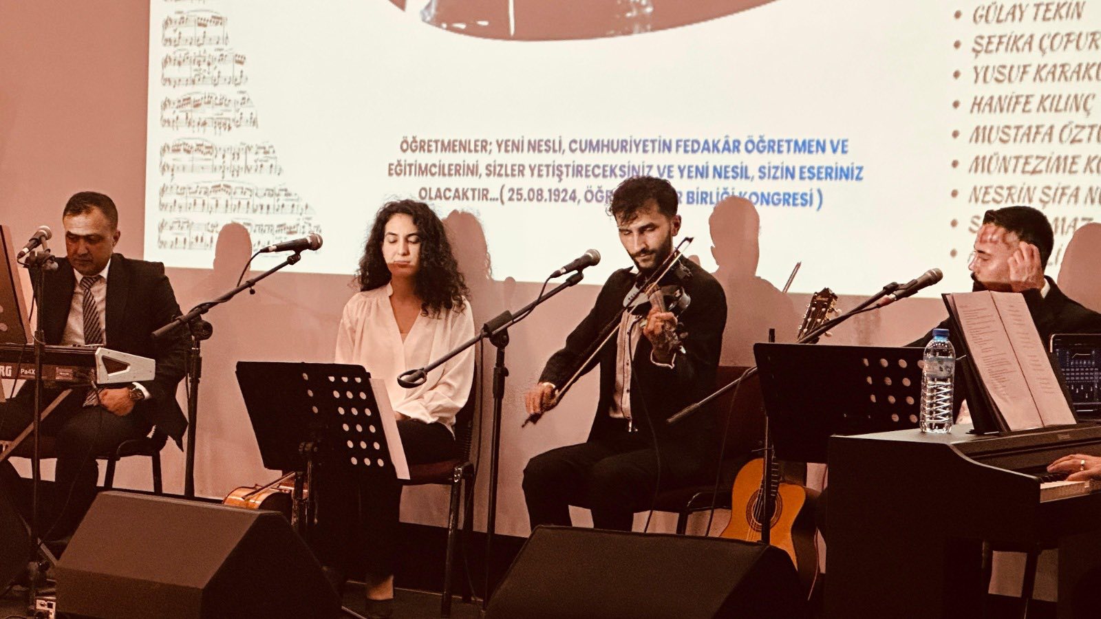 Seydişehir'de Öğretmenler Günü'ne Özel Müzik Ziyafeti - Görsel 6