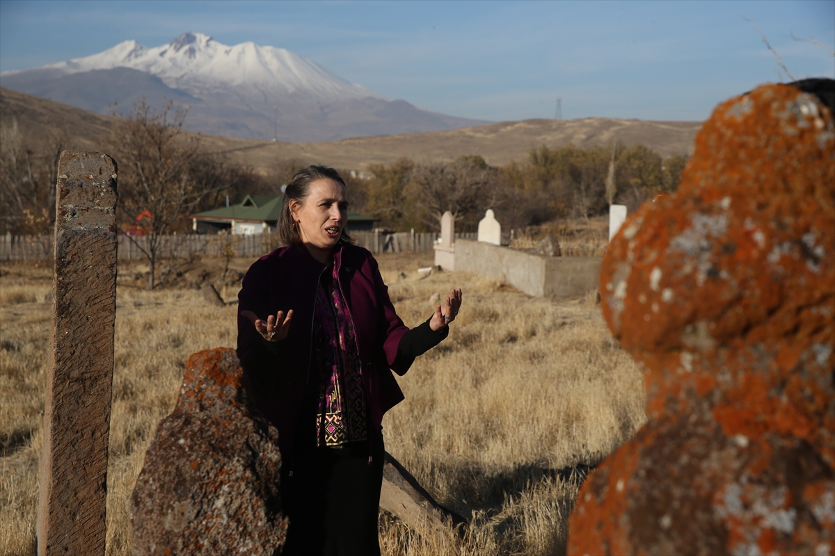 Kayseri'de Türk boyları ve Osmanlı Dönemi bezemeli mezar taşları belgelendi - Görsel 14