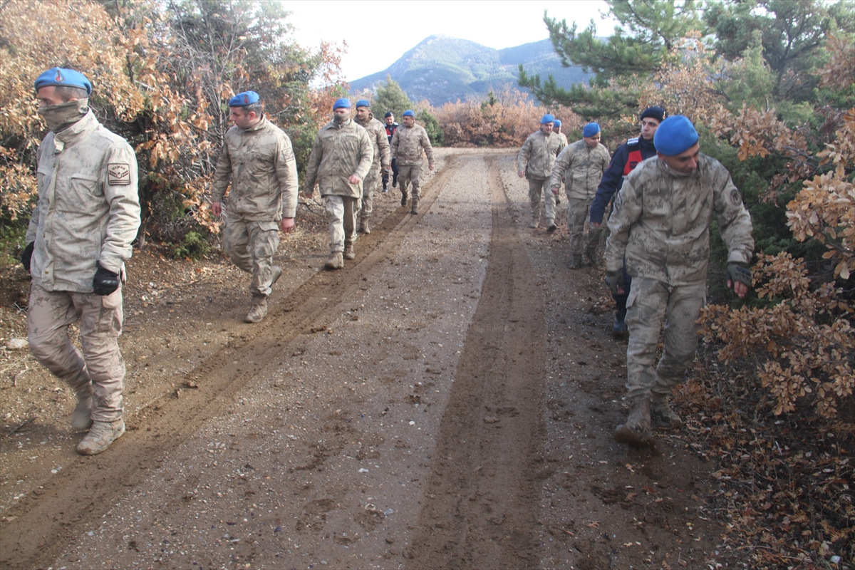 Beyşehir  Üzümlü Mahallesinde kaybolan öğrenciden 4 gündür haber alınamıyor - Görsel 2