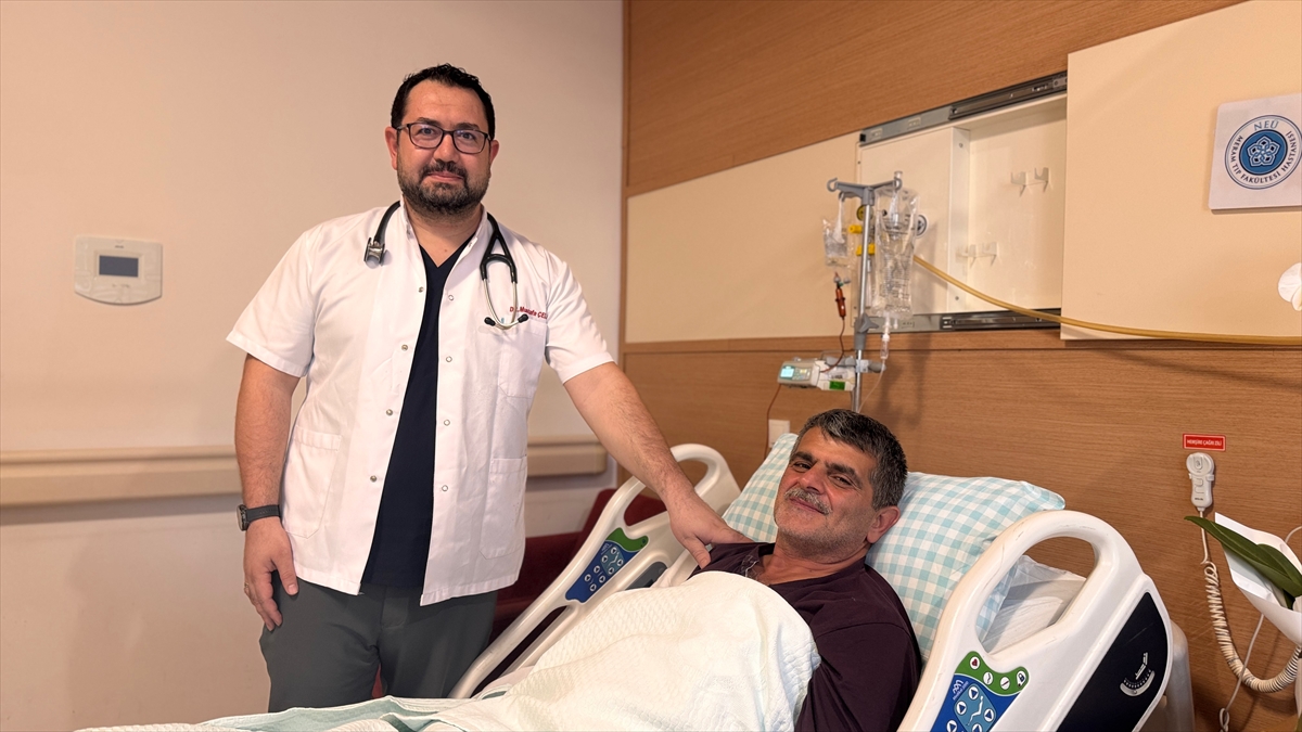 KONYA - Görevi başında kalp krizi geçiren anjiyo teknisyeni anında müdahaleyle hayatta kaldı - Görsel 1