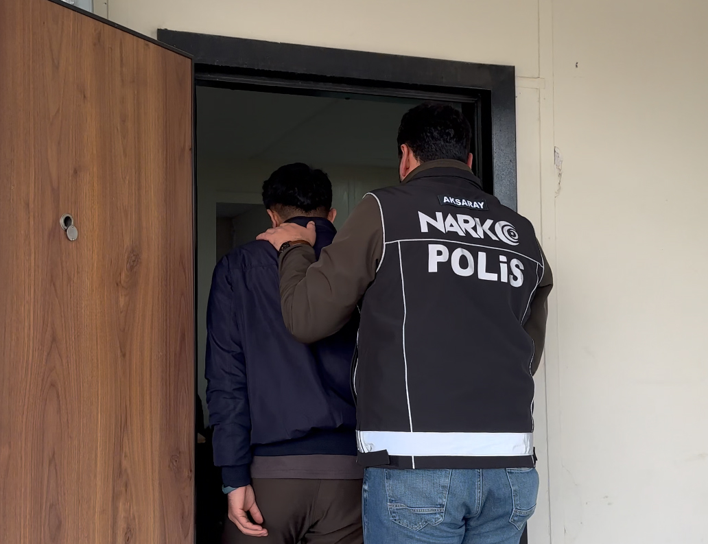 Aksaray - Telefonla 5.5 milyon TL dolandıran şüpheli, Aksaray'da yakalandı - Görsel 3