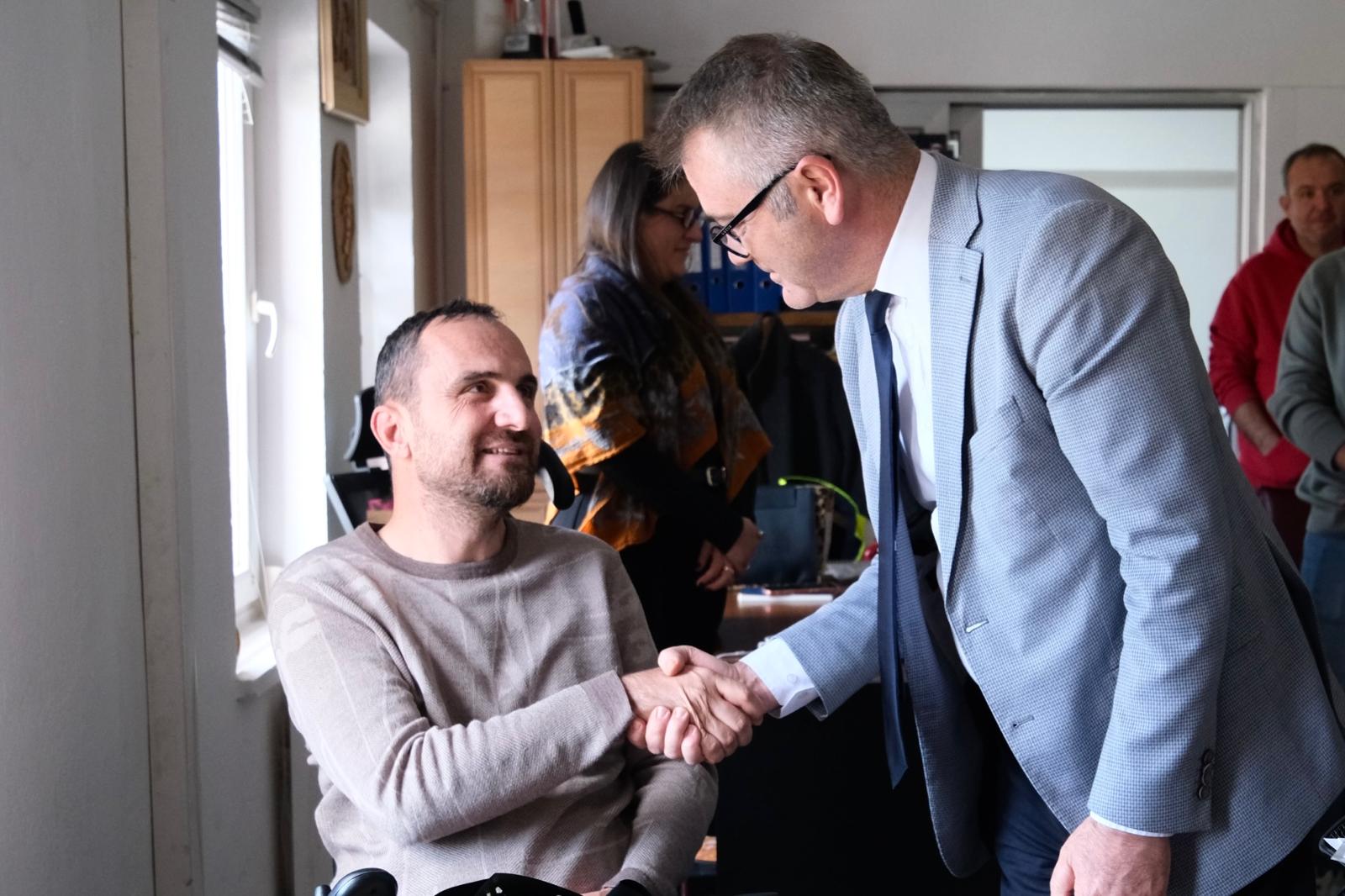 BAŞKAN USTAOĞLU, ÇALIŞMA ARKADAŞLARINI UNUTMADI  - Görsel 1