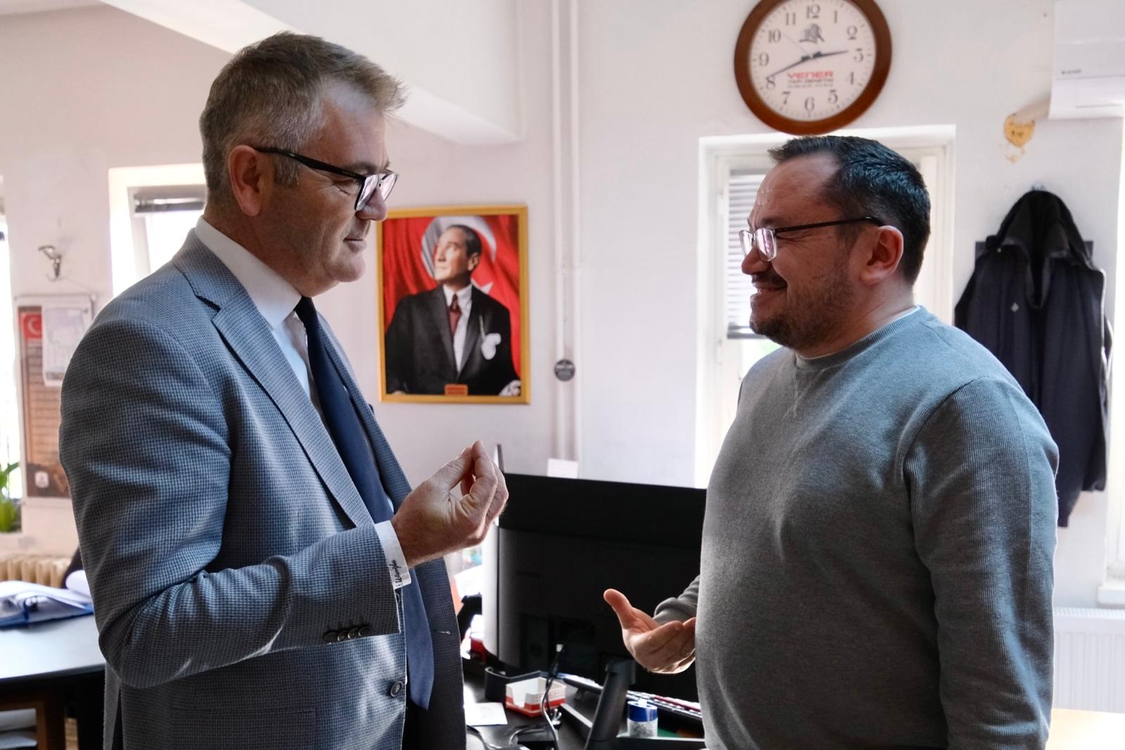 BAŞKAN USTAOĞLU, ÇALIŞMA ARKADAŞLARINI UNUTMADI  - Görsel 2