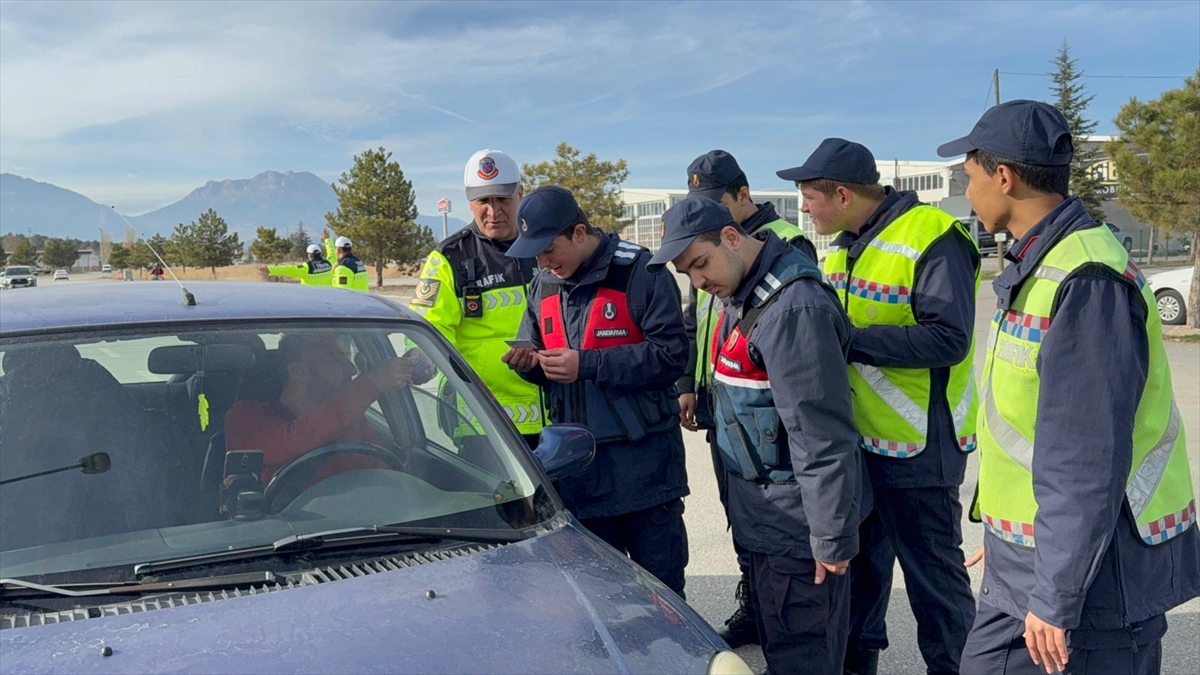 Seydişehir'de özel öğrenciler trafik uygulamalarına katıldı - Görsel 2