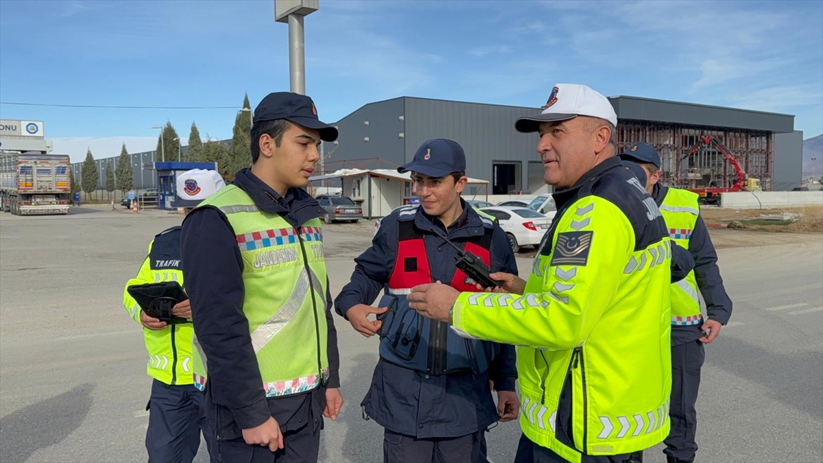 Seydişehir'de özel öğrenciler trafik uygulamalarına katıldı - Görsel 3