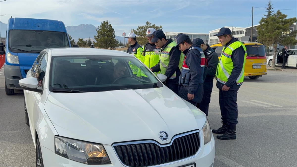 Seydişehir'de özel öğrenciler trafik uygulamalarına katıldı - Görsel 4