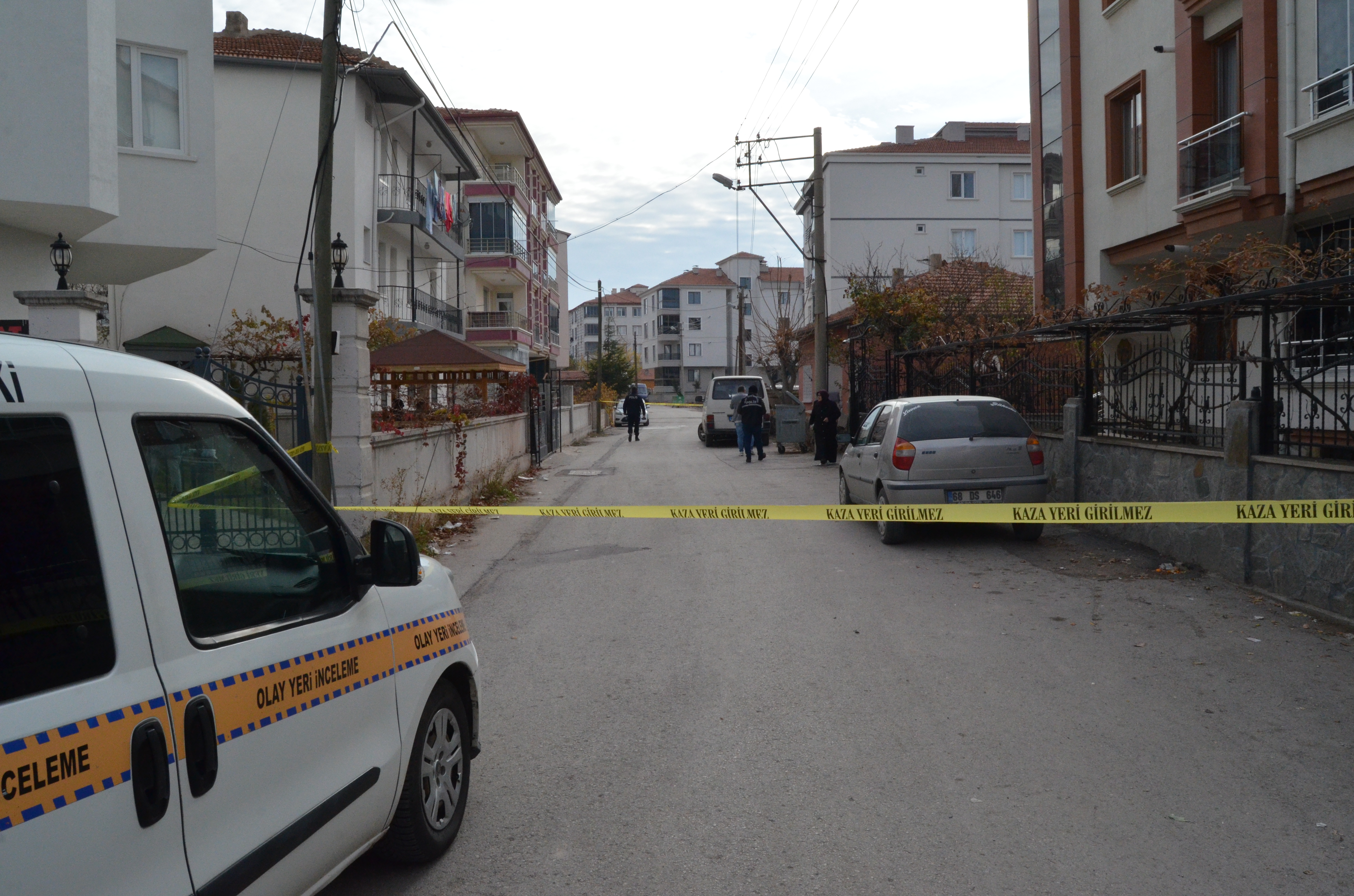 Aksaray - Kayınpederinin ağır yaraladığı damat, göğsündeki bıçakla hastaneye kaldırıldı - Görsel 5