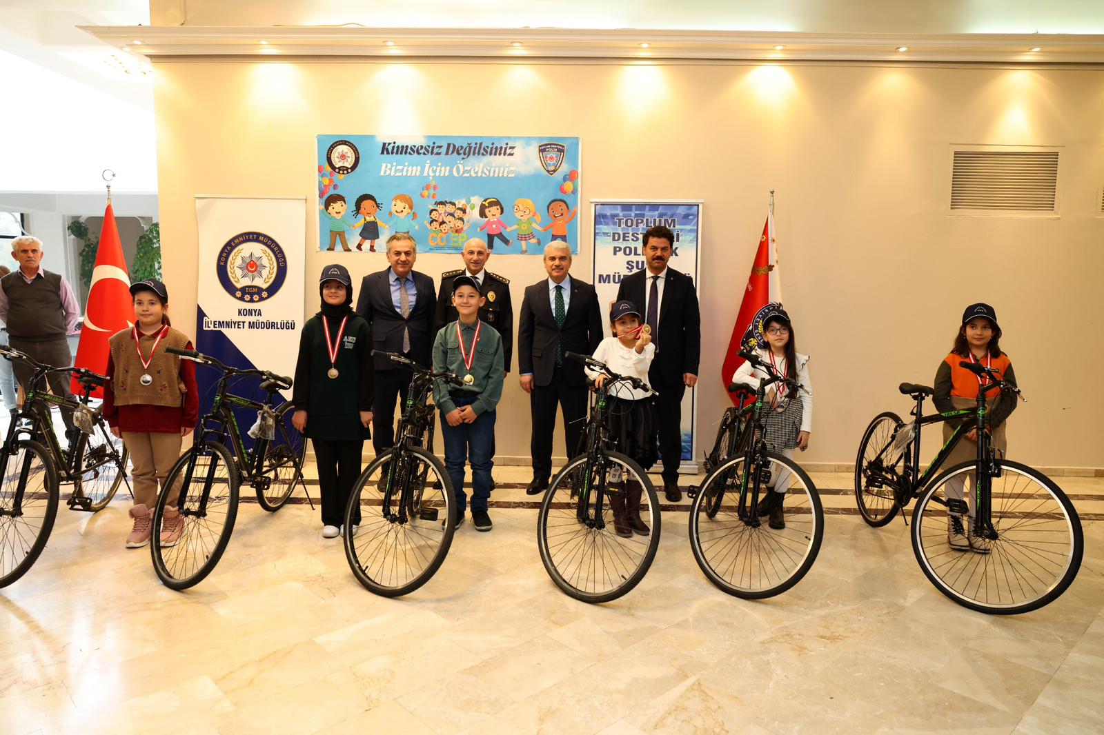 KONYA’DA ÇOGEP KAPSAMINDA YÜRÜTÜLEN “KİMSESİZ DEĞİLSİNİZ BİZİM İÇİN ÖZELSİNİZ” PROJESİ TAMAMLANDI - Görsel 10