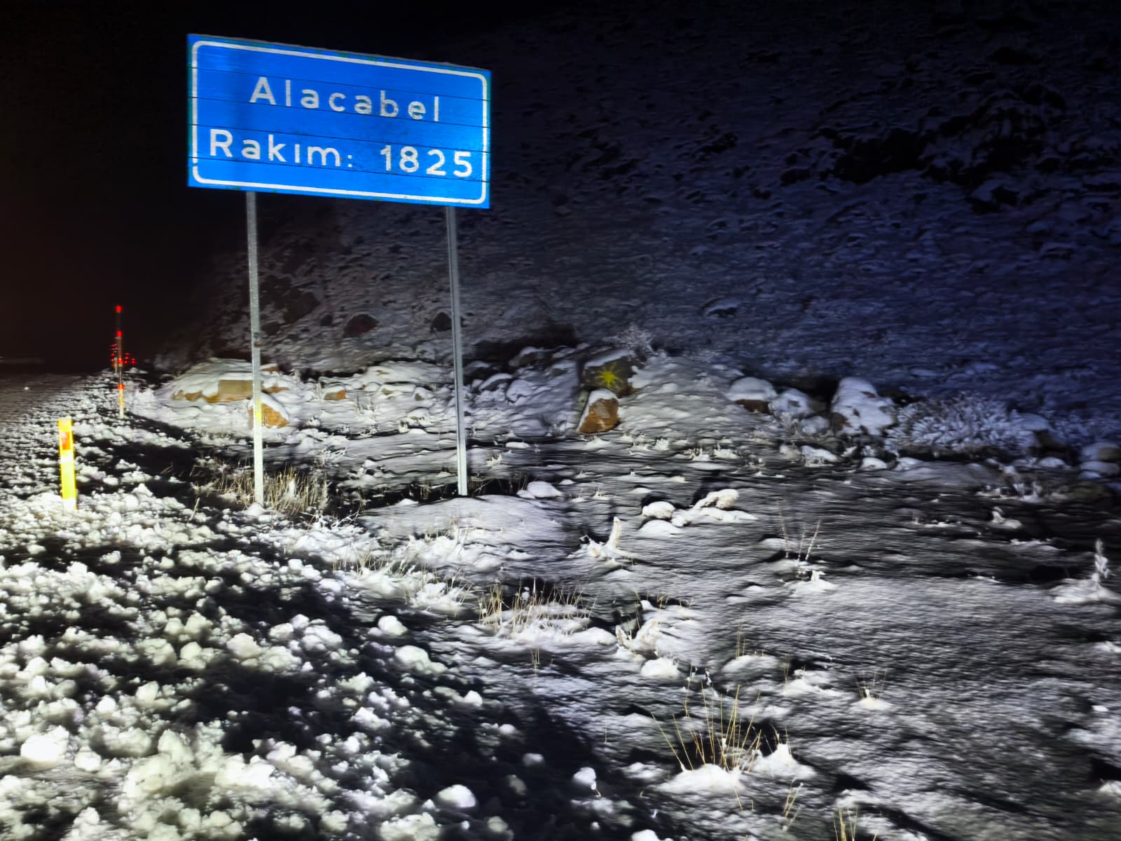 Alacabel Geçidi, Mevsimin İlk Karıyla Beyaza Büründü - Görsel 1