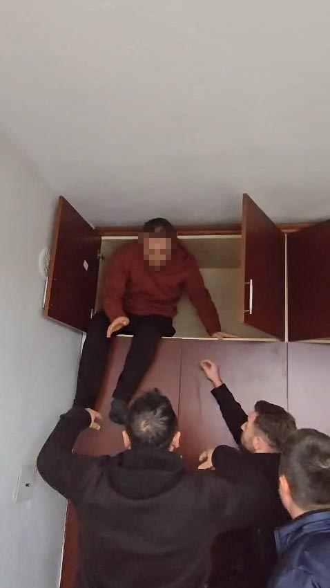 Konya - 49 suçtan aranan şüpheli, gardıropta yakalandı - Görsel 2