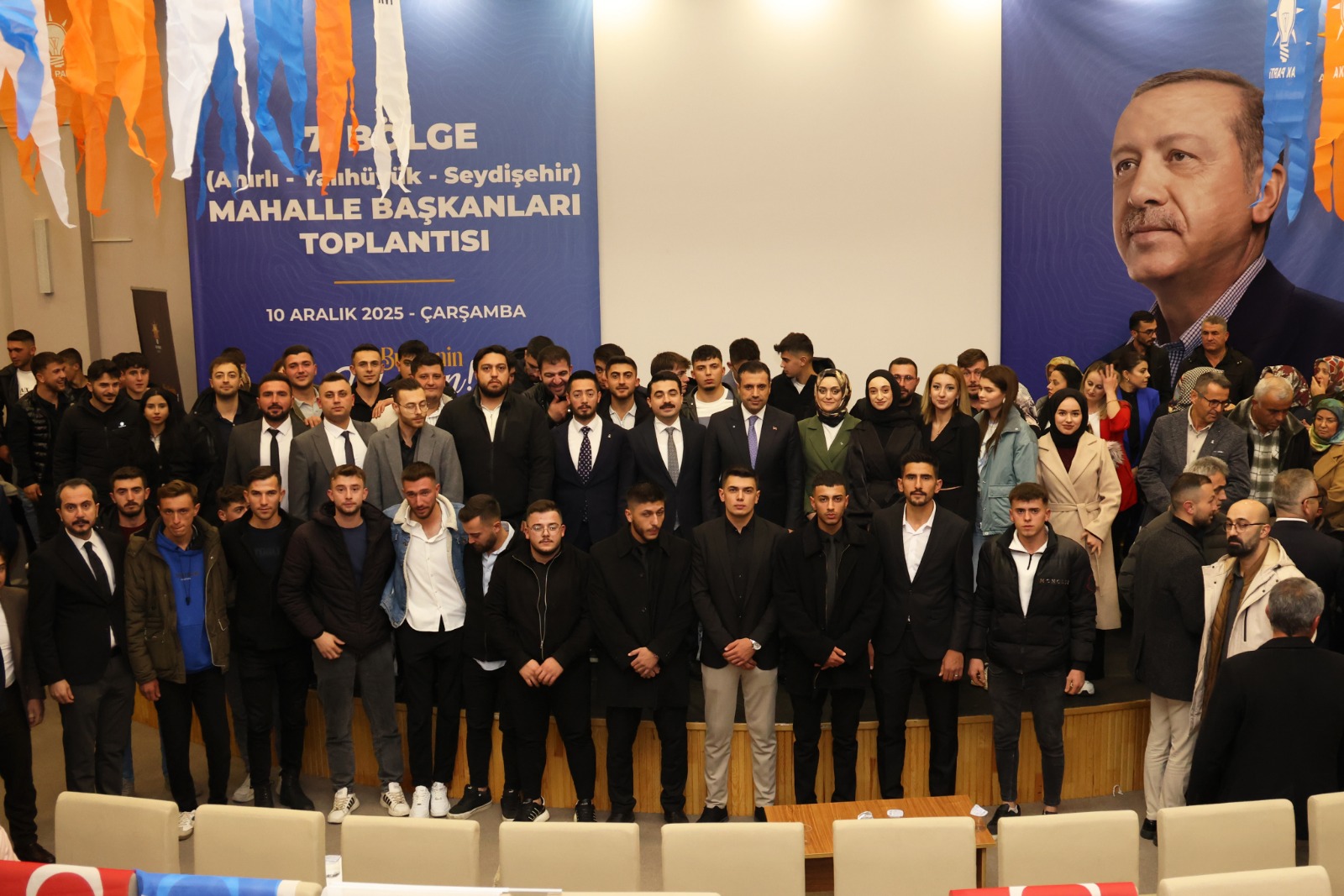 AK PARTİ 7. BÖLGE MAHALLE BAŞKANLARI TOPLANTISI SEYDİŞEHİR'DE GERÇEKLEŞTİRİLDİ - Görsel 2