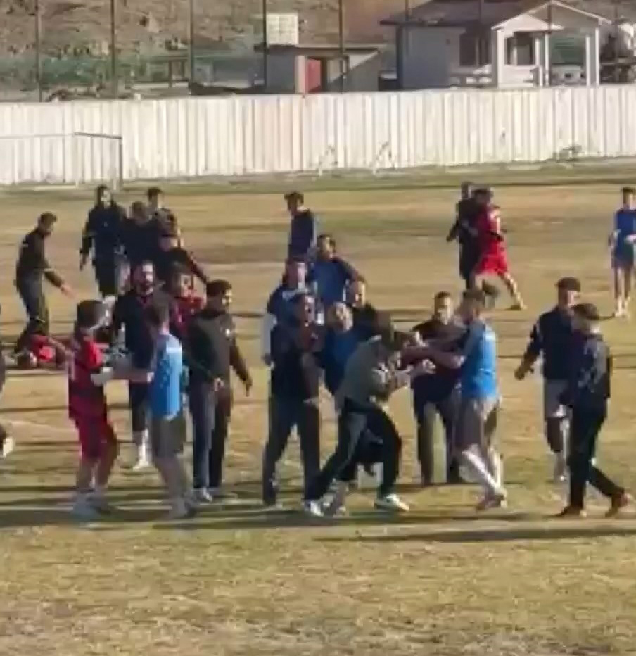 Konya'da amatör ligde kavga: 5 yaralı - Görsel 4