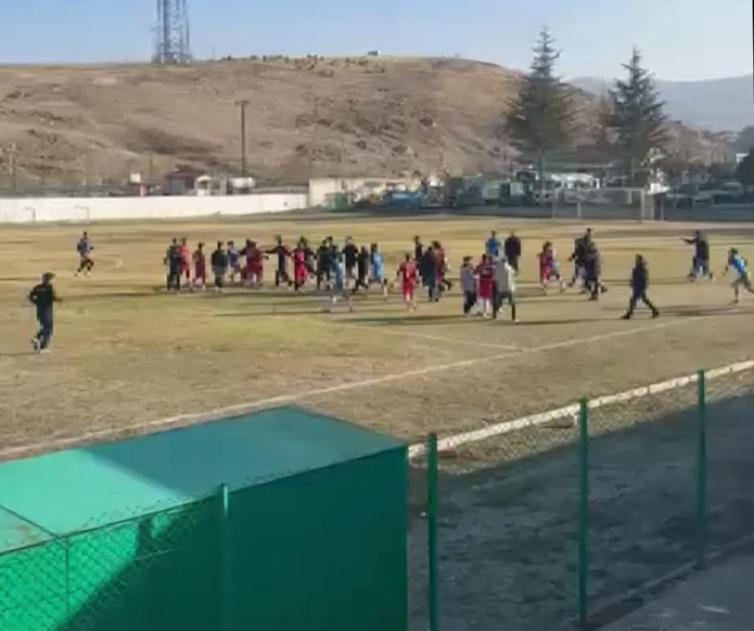 Konya'da amatör ligde kavga: 5 yaralı - Görsel 8