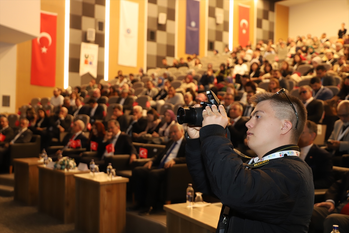 Down sendromlu Harun Efe, yetenekleriyle öğretmenlerinin gururu oldu - Görsel 4