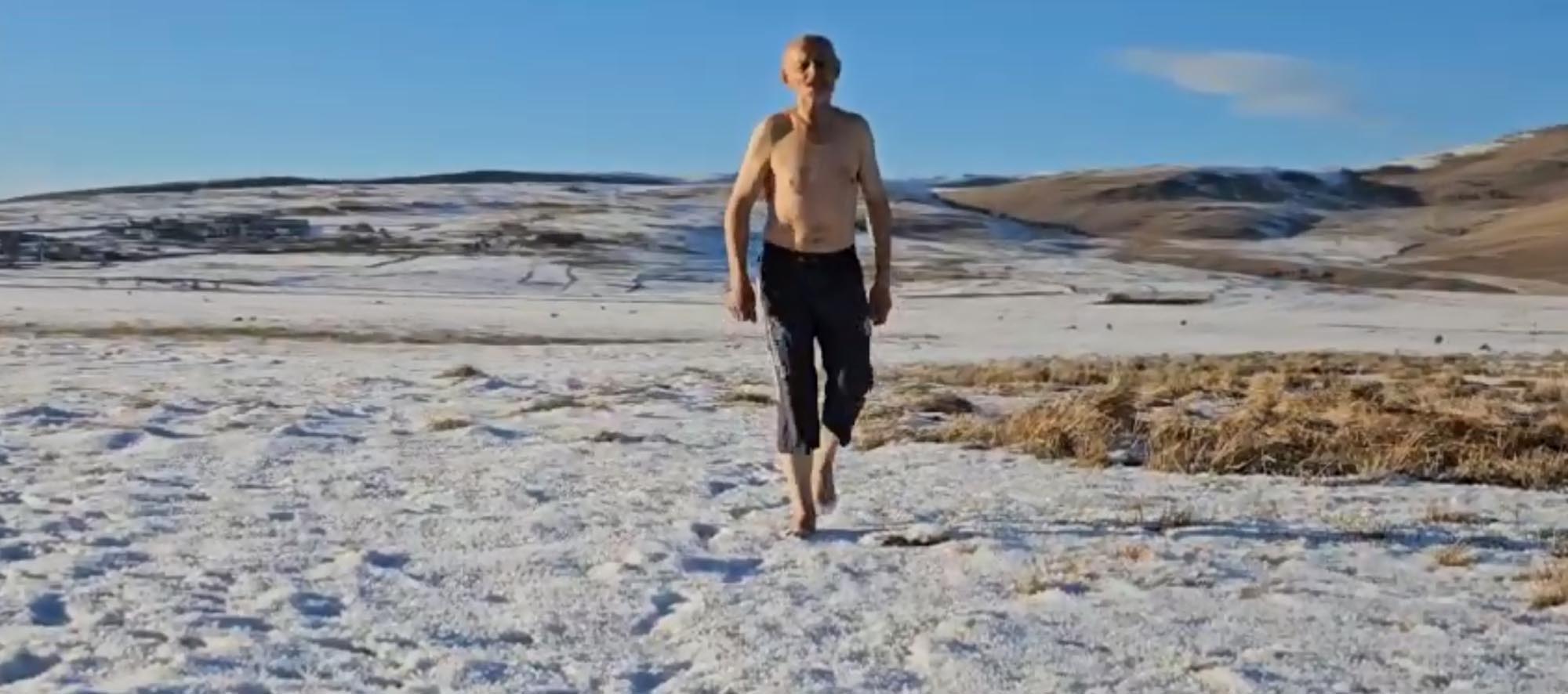 Türkiye’nin en soğuk yerleşim yerlerinden Göle'nin ‘Buz adamı’ - Görsel 4