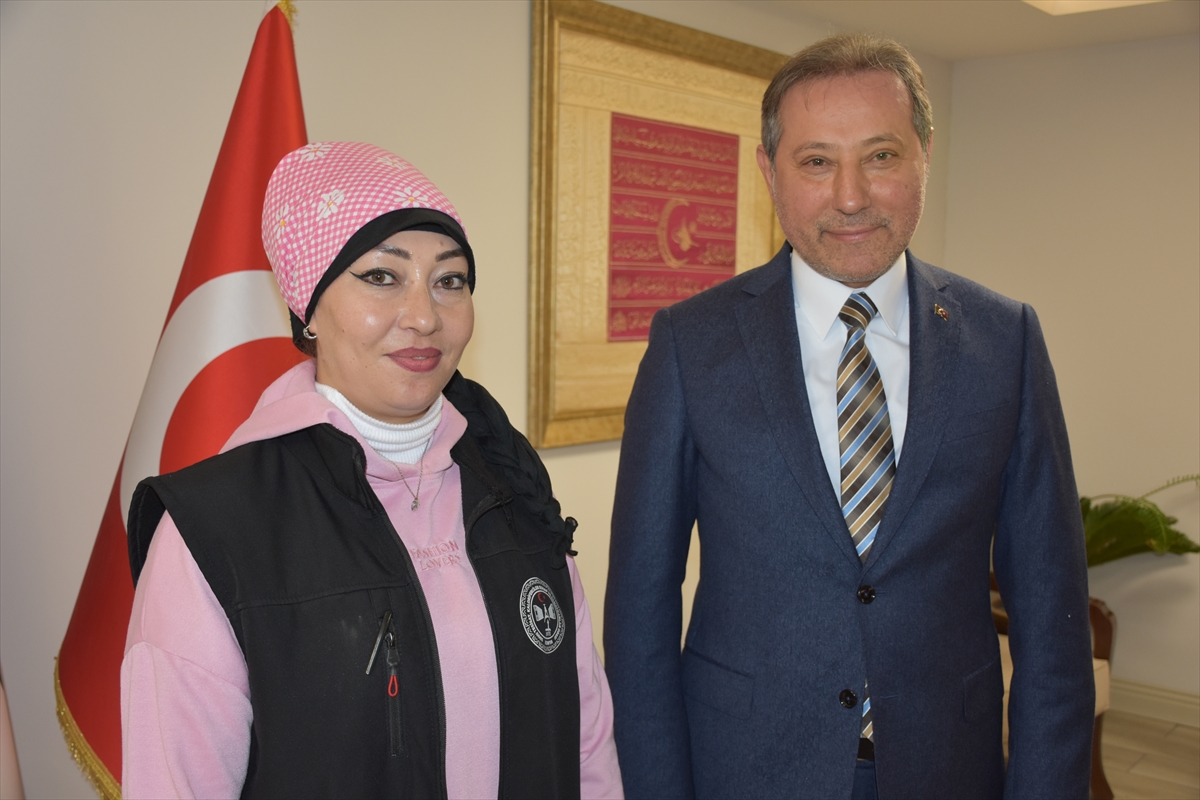 Fatmagül usta satış personeli olarak başladığı sıhhi tesisatçılıkta adından söz ettiriyor - Görsel 4