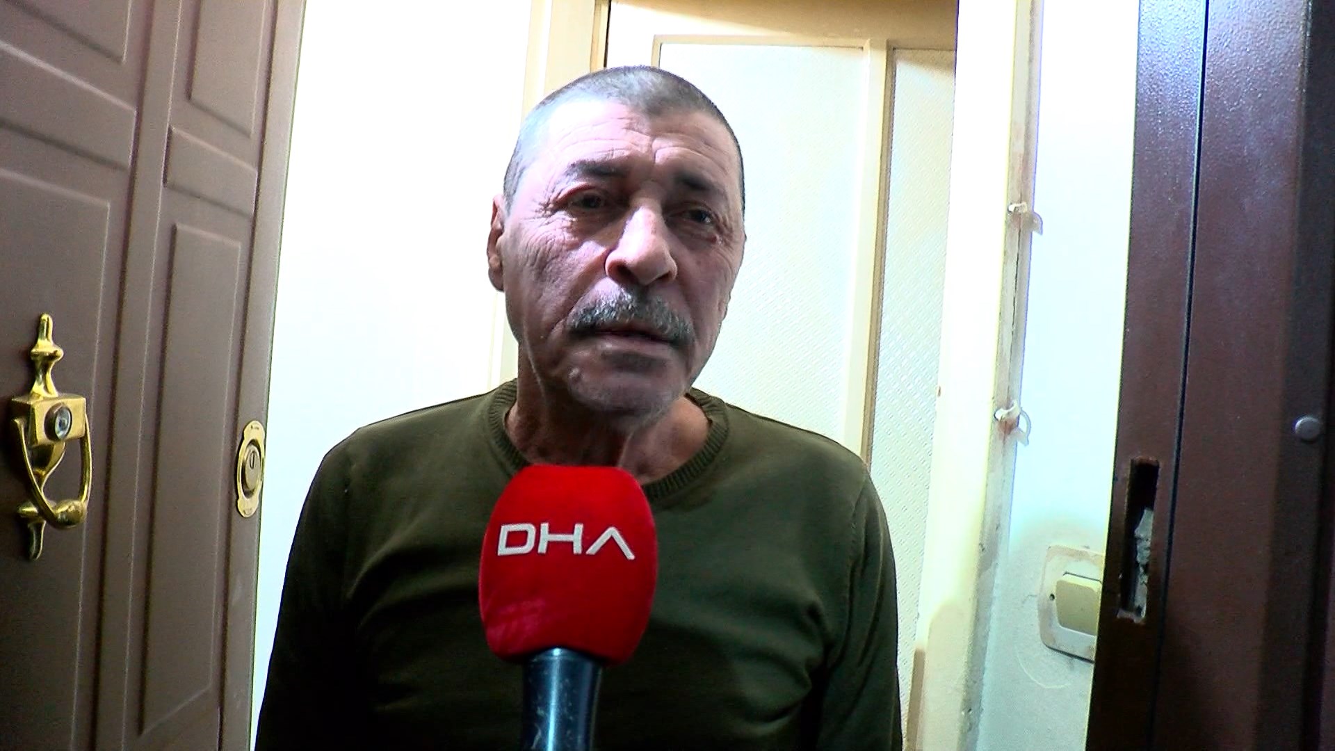 İstanbul- Fatih'te  2 aylık bebek açlıktan öldü! 4 kişi tutuklandı - Görsel 6