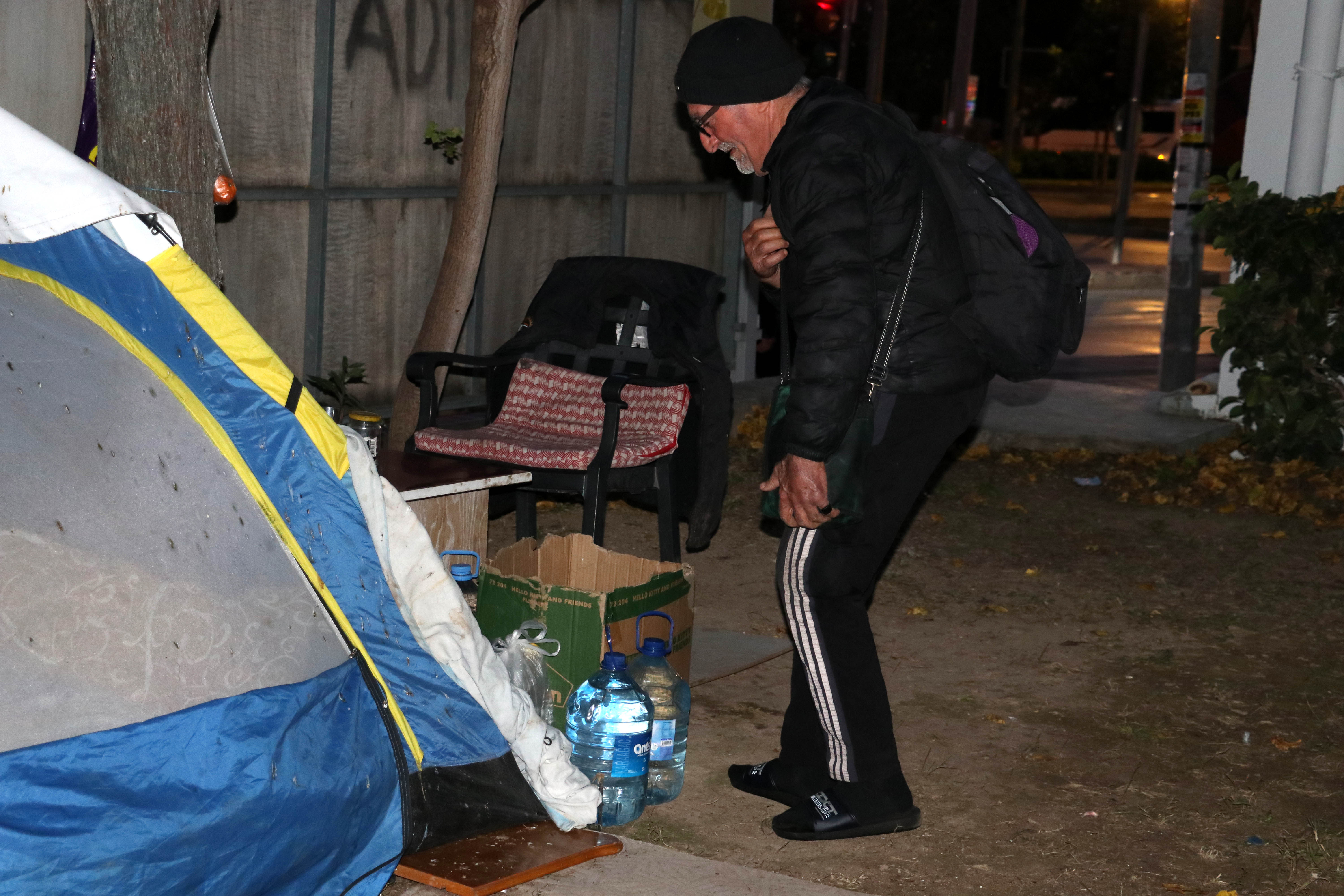  Yabancı   uyruklu Karısının uykusunda bıçakladığı Konyalı TIR şoförü sokakta kaldı - Görsel 4