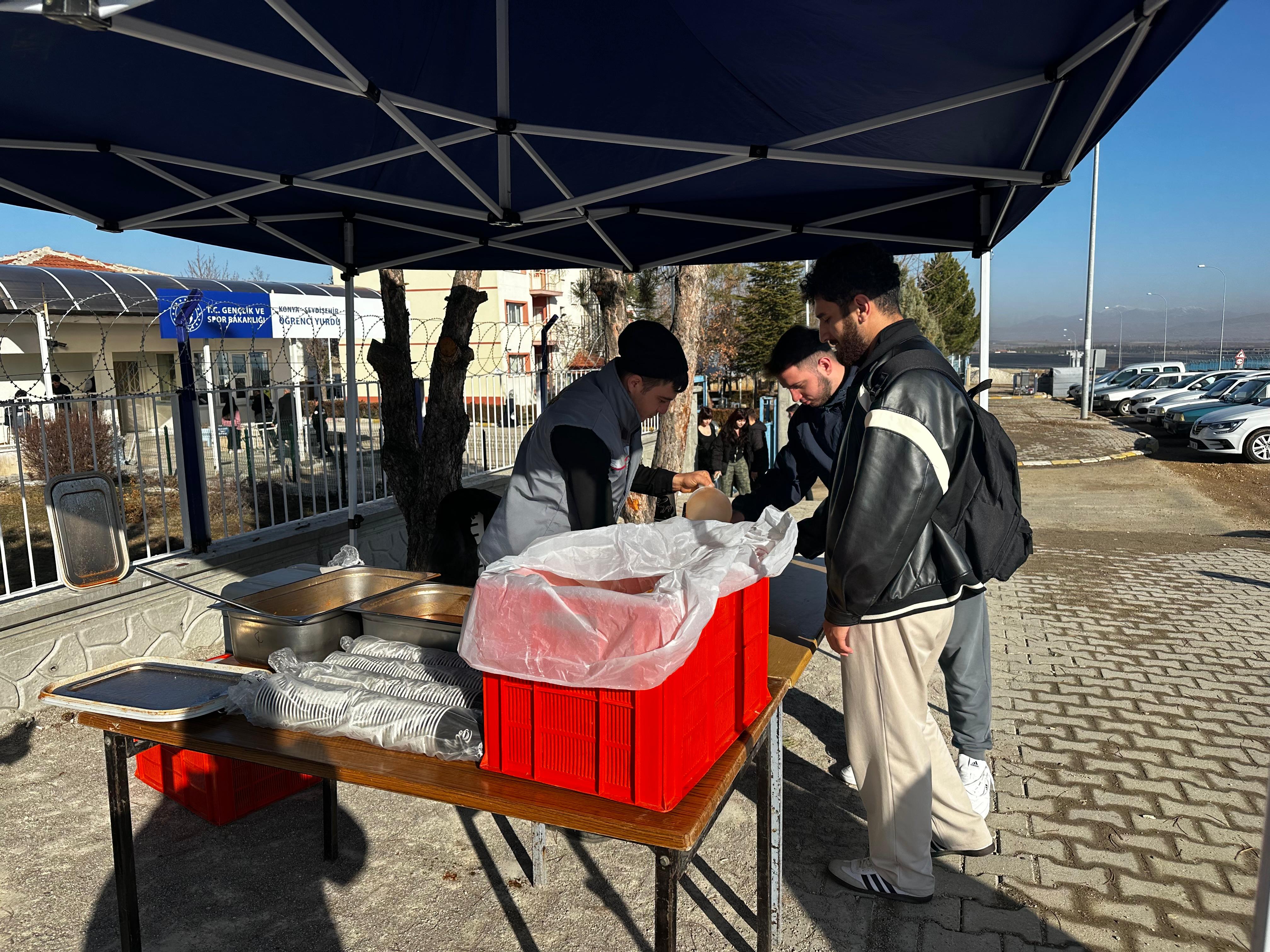 BELEDİYE’DEN ÖĞRENCİLERE ÇORBA İKRAMI  - Görsel 2