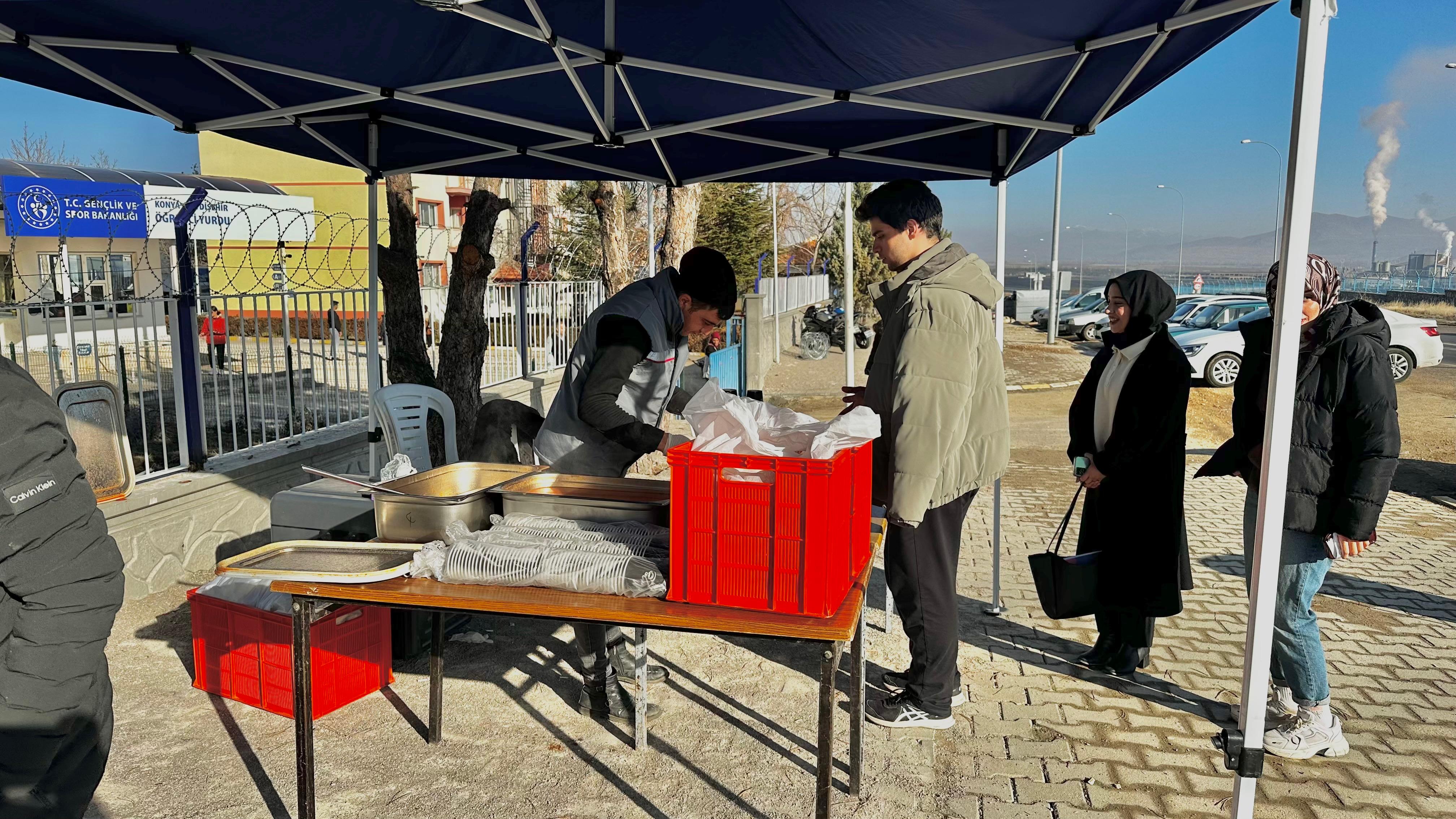 BELEDİYE’DEN ÖĞRENCİLERE ÇORBA İKRAMI  - Görsel 3