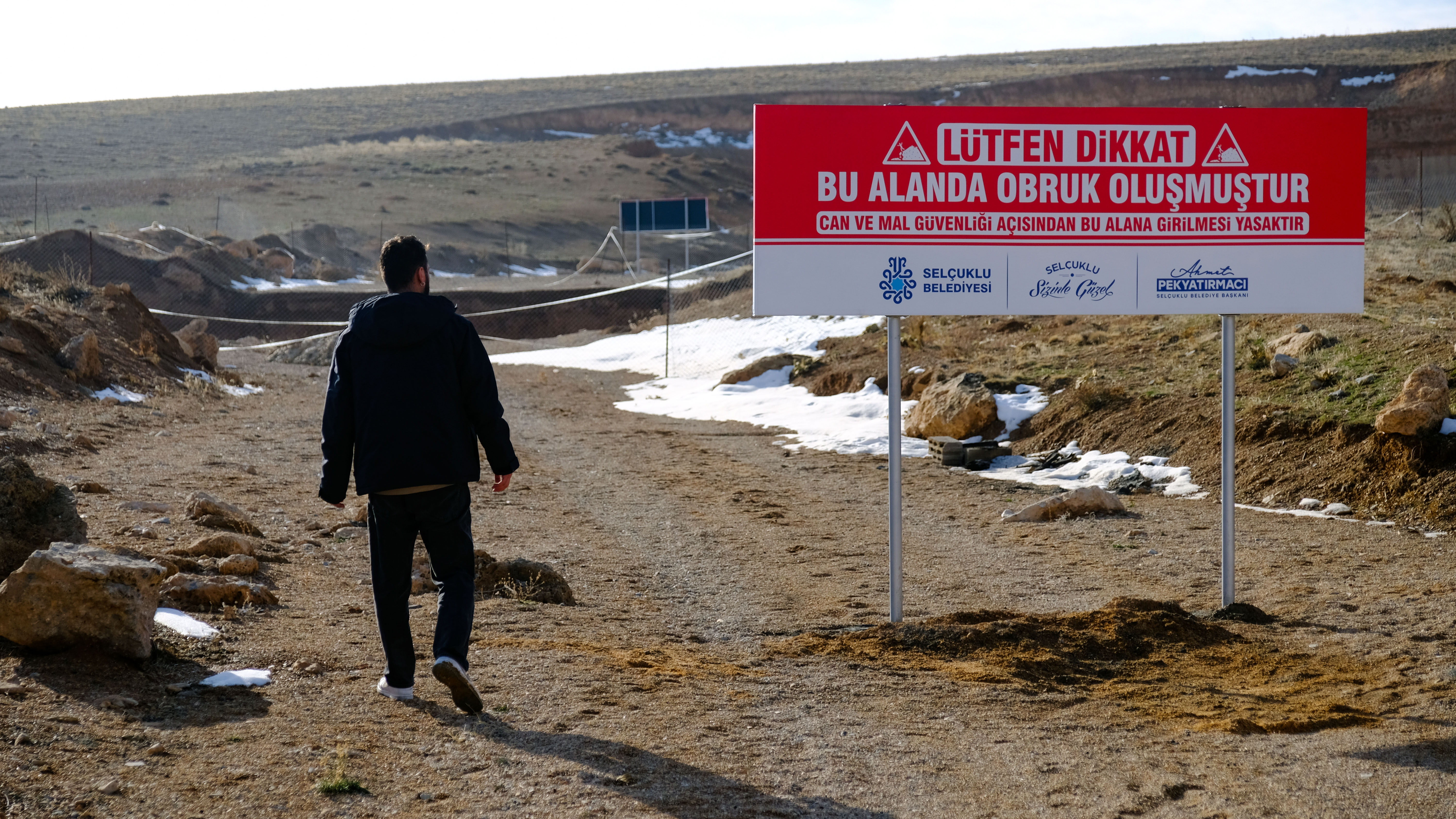 Konya kent merkezine 30 kilometre mesafede obruk oluştu - Görsel 4