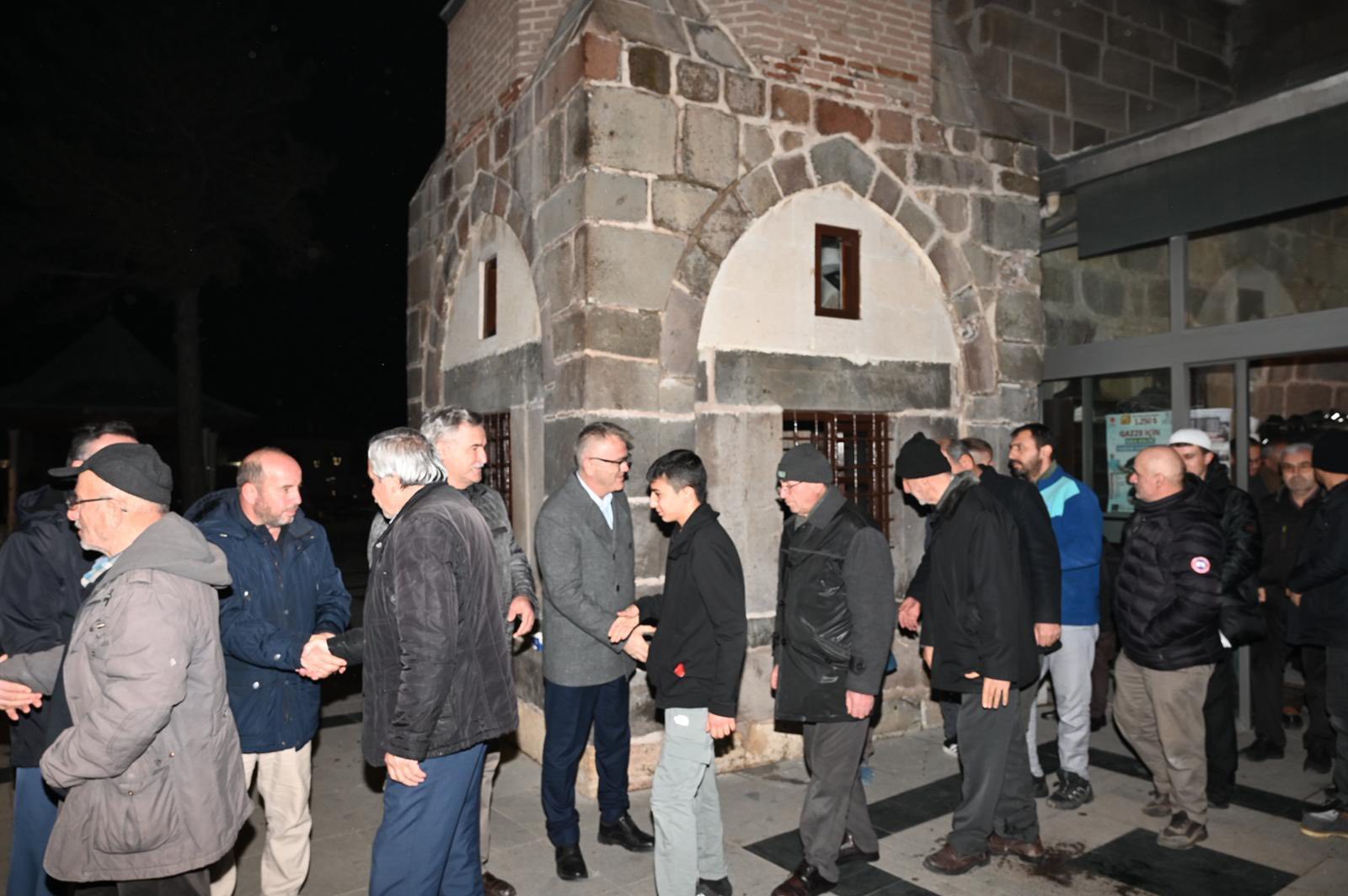 SEYYİDHARUN CAMİİ’NDE MİRAÇ KANDİLİ DUALARLA İDRAK EDİLDİ  - Görsel 6