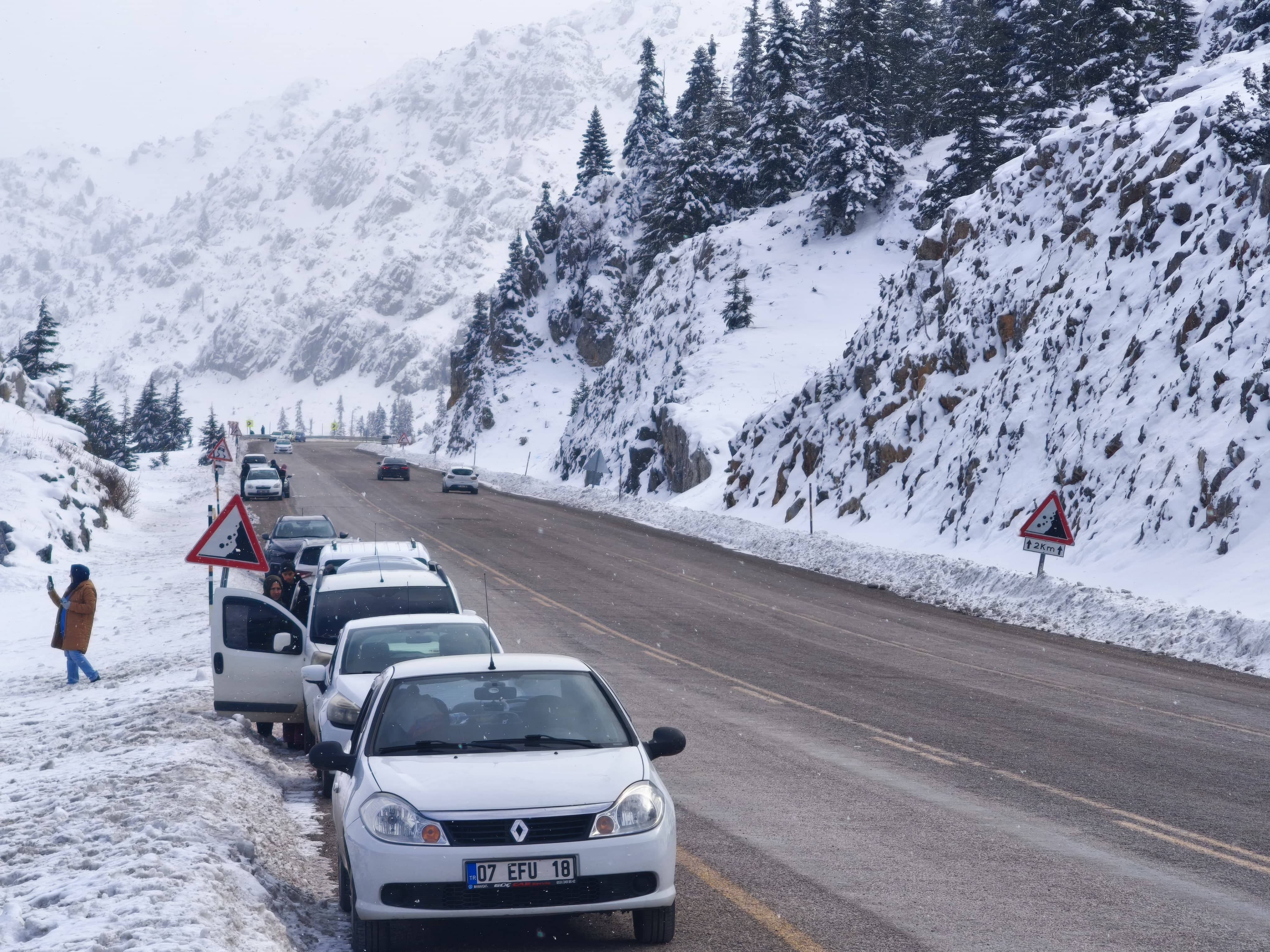Eksi 7 Derecede Kar Karnavalı: Alacabel’de Adım Atacak Yer Kalmadı! - Görsel 2
