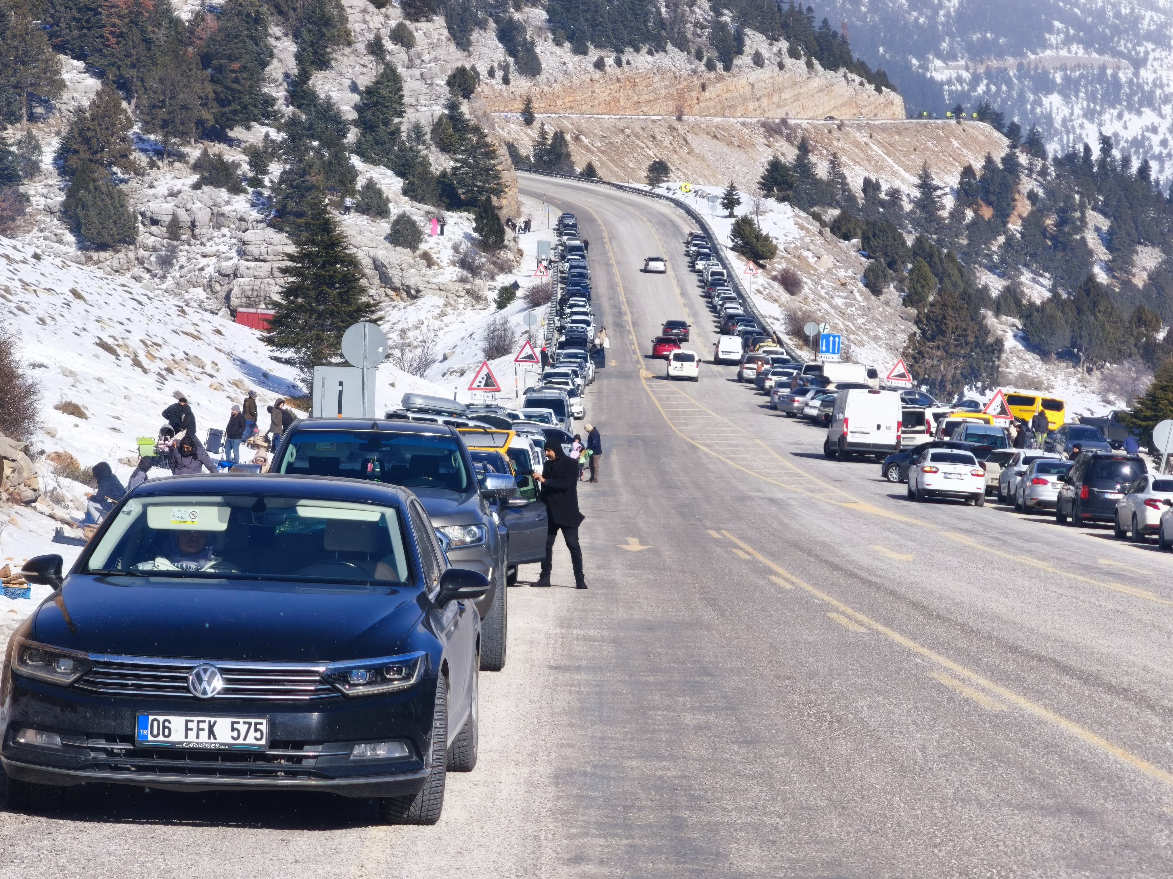 Eksi 7 Derecede Kar Karnavalı: Alacabel’de Adım Atacak Yer Kalmadı! - Görsel 4