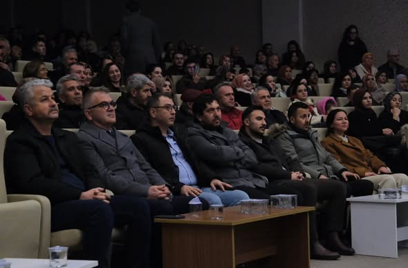 USTALARA SAYGI VE ANMA GECESİNE YOĞUN İLGİ  - Görsel 2