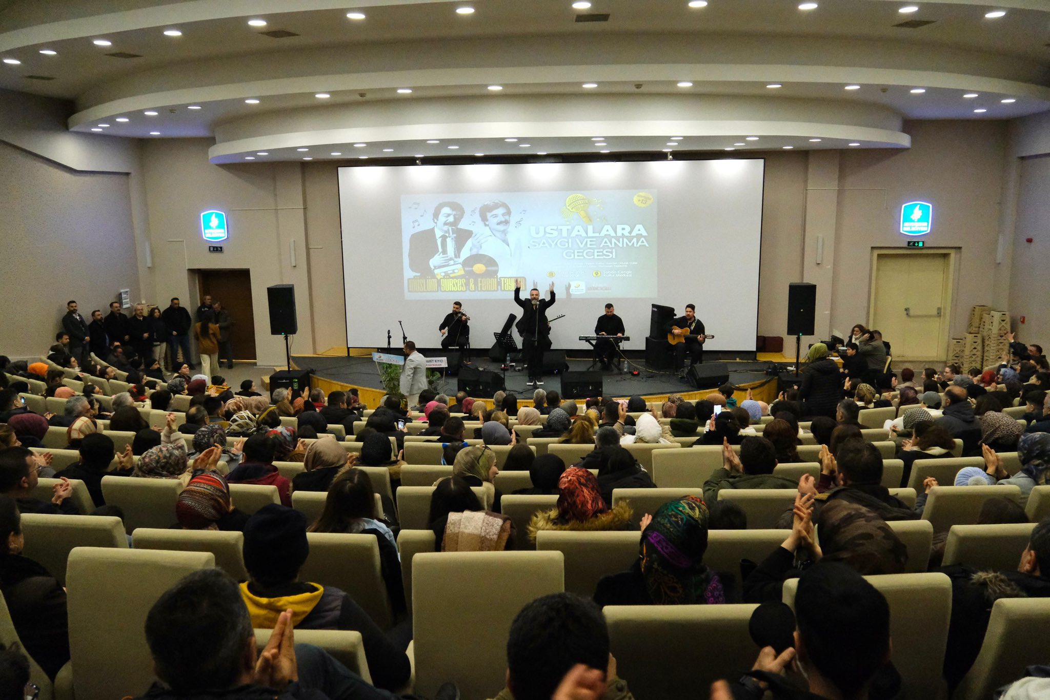 USTALARA SAYGI VE ANMA GECESİNE YOĞUN İLGİ  - Görsel 5