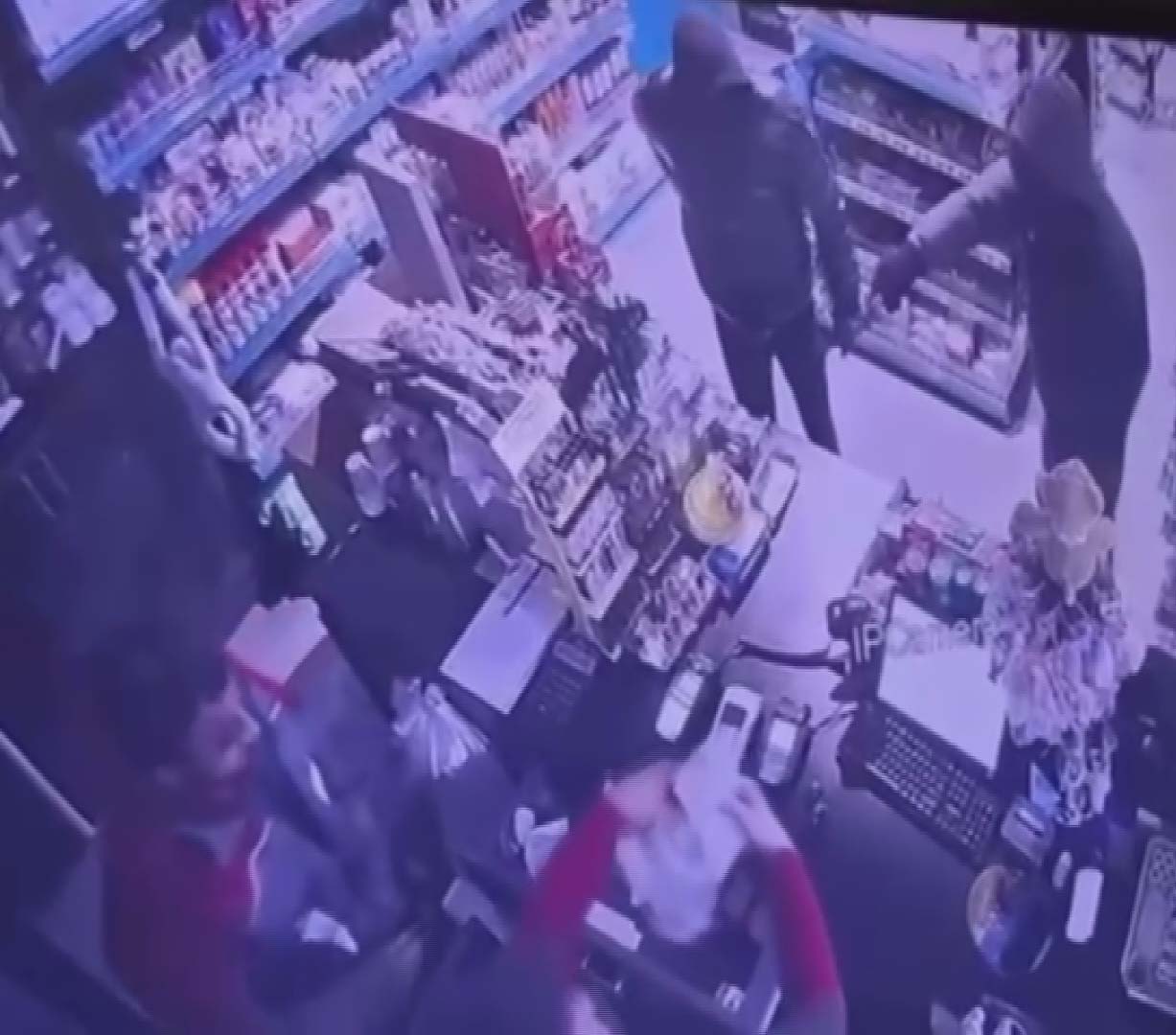 Konya'da akaryakıt istasyonunda silahlı soygun: 3 kişi gözaltında - Görsel 1