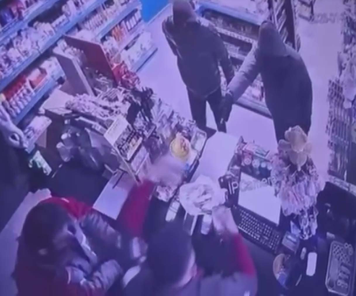 Konya'da akaryakıt istasyonunda silahlı soygun: 3 kişi gözaltında - Görsel 3