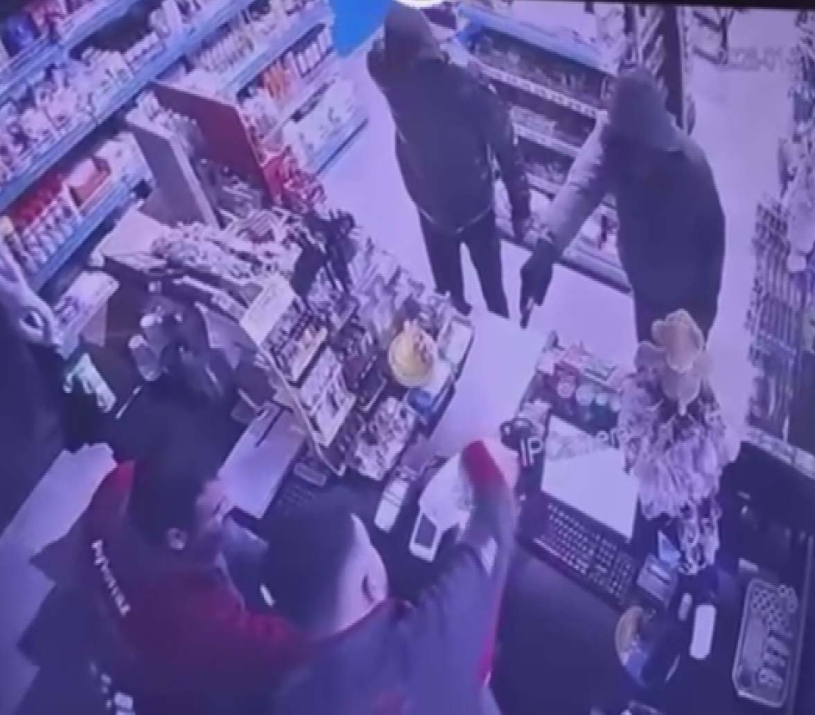 Konya'da akaryakıt istasyonunda silahlı soygun: 3 kişi gözaltında - Görsel 4