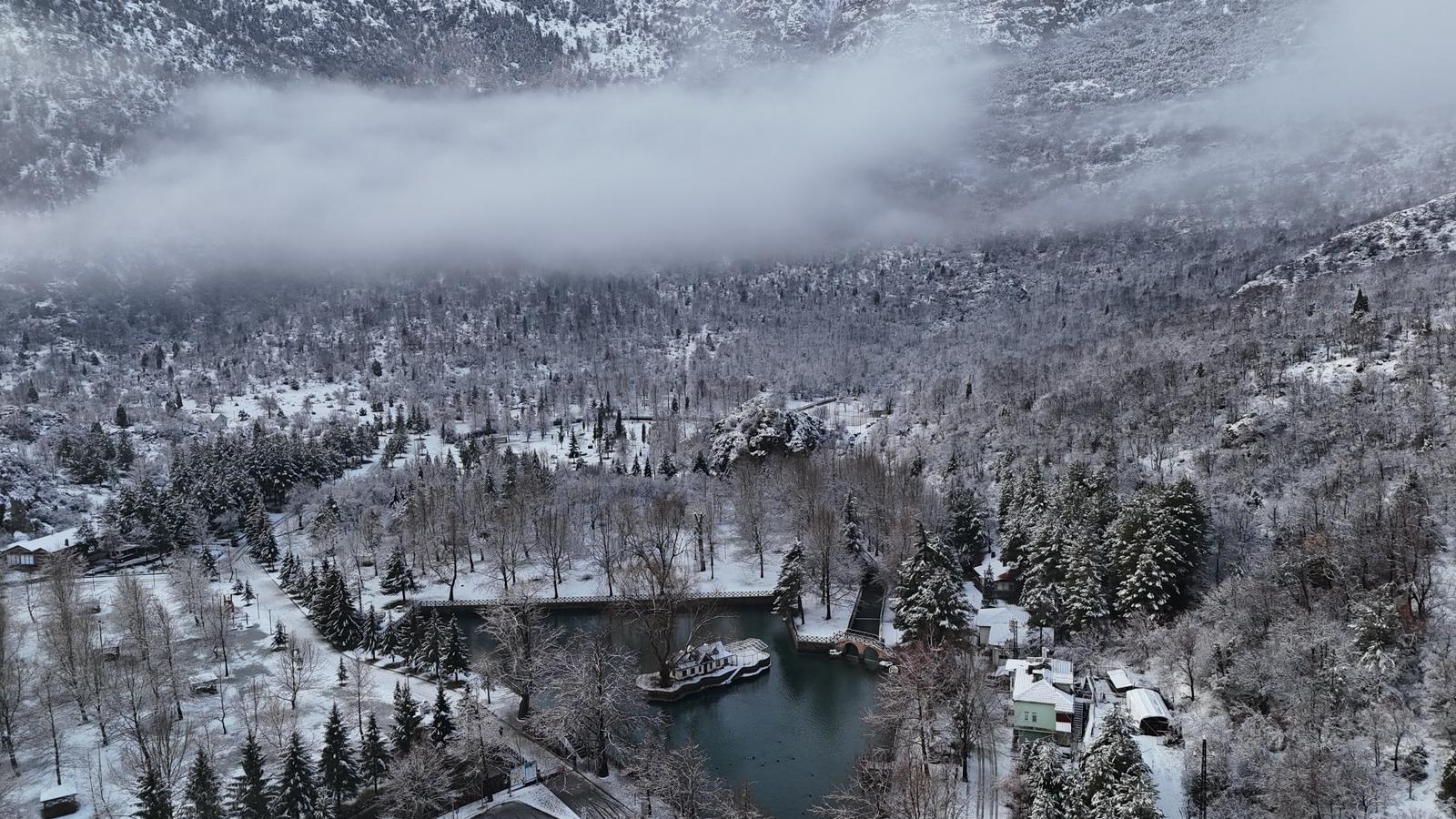 Seydişehir Beyaza Büründü: Özlenen Kar Yağışı Kartpostallık Görüntüler Oluşturdu! - Görsel 6