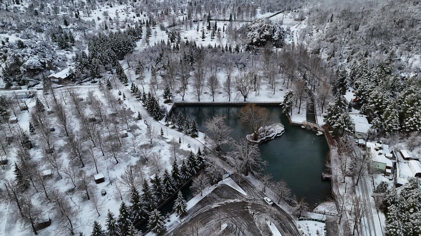 Seydişehir Beyaza Büründü: Özlenen Kar Yağışı Kartpostallık Görüntüler Oluşturdu! - Görsel 10