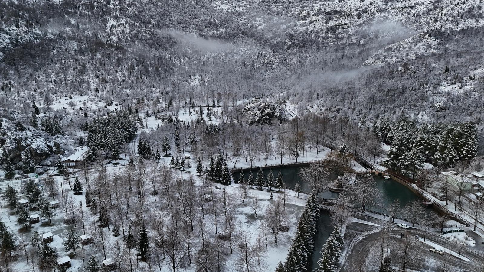 Seydişehir Beyaza Büründü: Özlenen Kar Yağışı Kartpostallık Görüntüler Oluşturdu! - Görsel 11