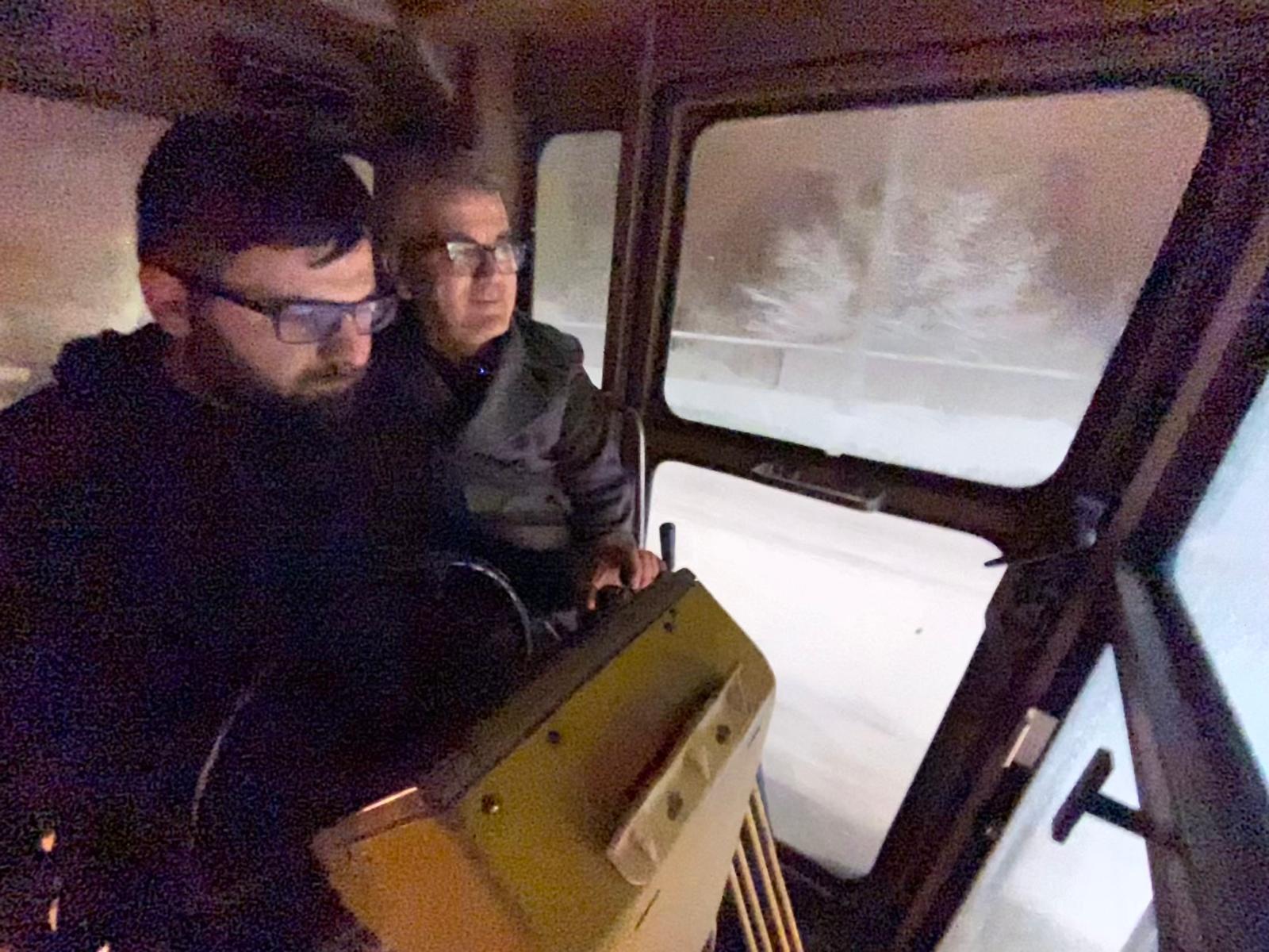 Seydişehir’de gece saatlerinde başlayan yoğun kar yağışı şehri beyaza bürüdü.  - Görsel 11