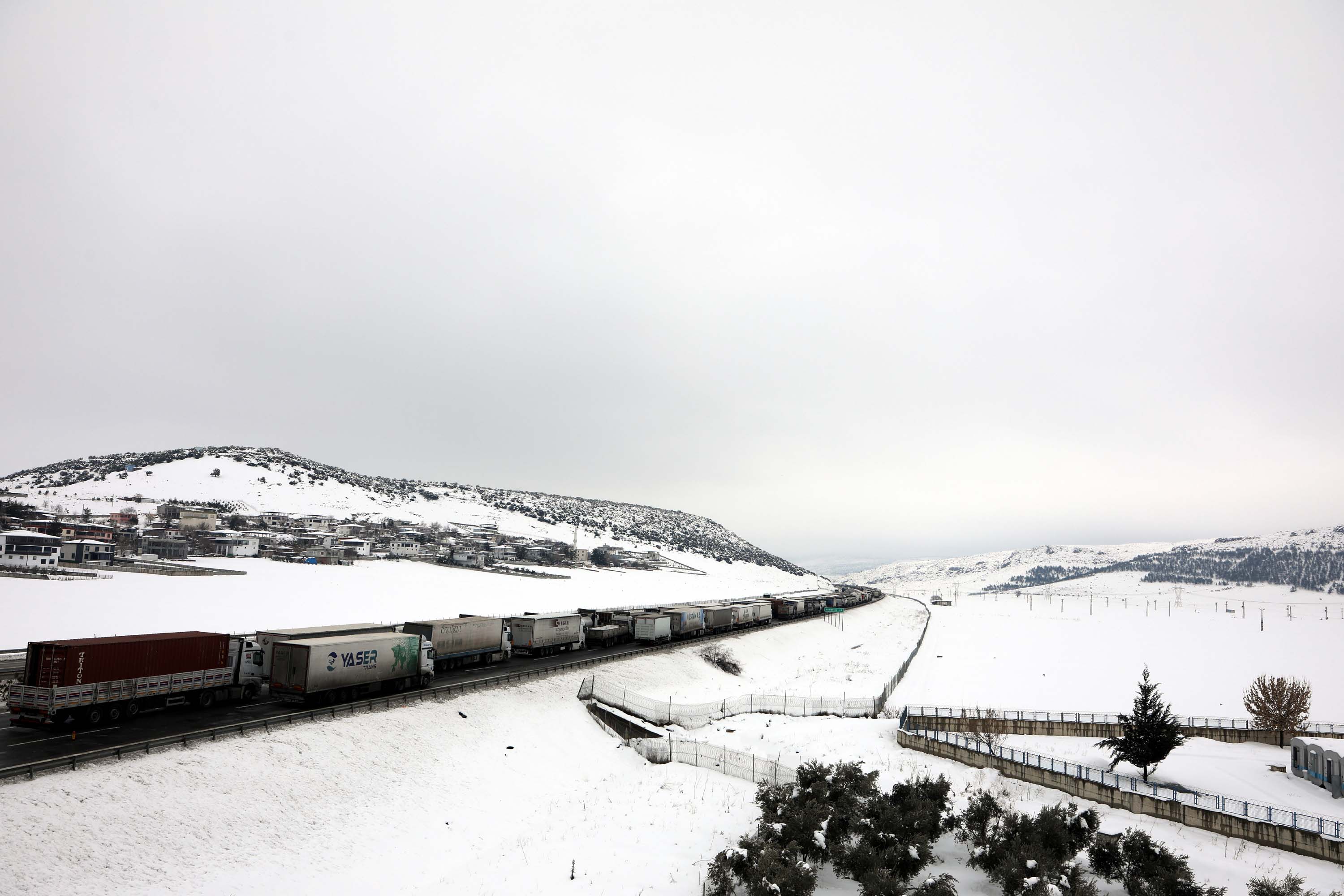Gaziantep- TAG otoyolunda kilometrelerce araç kuyruğu  - Görsel 2