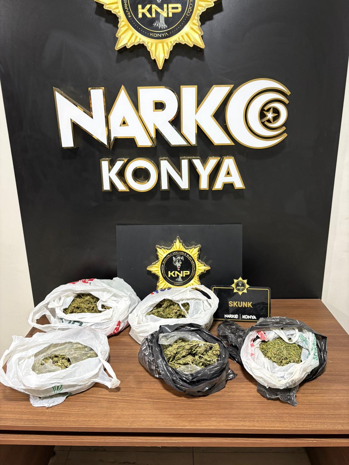 KONYA’DA UYUŞTURUCUYA BÜYÜK DARBE: 1 AYDA 187 ŞÜPHELİ TUTUKLANDI - Görsel 1