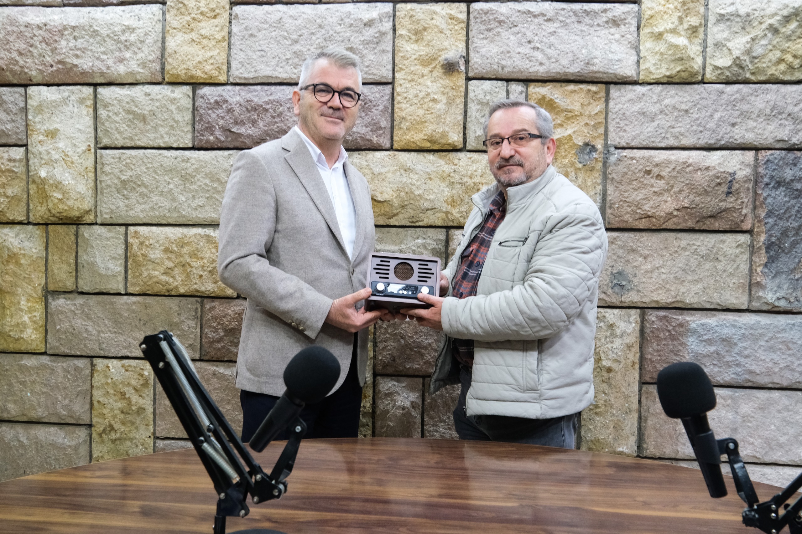 BAŞKAN USTAOĞLU’NDAN SEYDİŞEHİR FM’E ZİYARET - Görsel 1