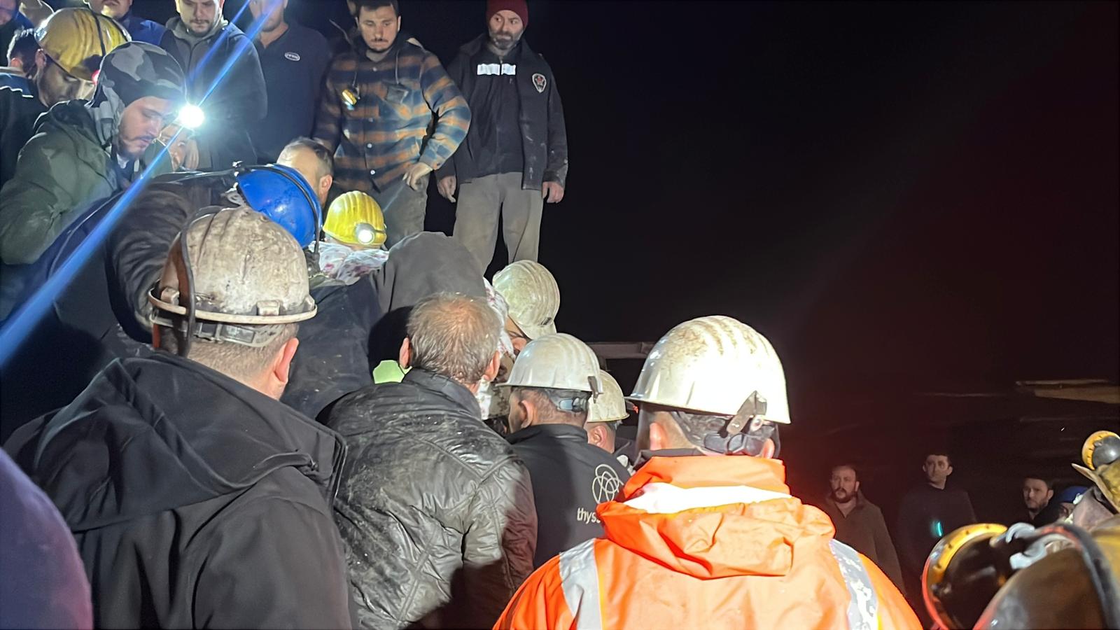 Zonguldak'ta maden ocağında göçük: 2 ölü, 1 yaralı  - Görsel 4