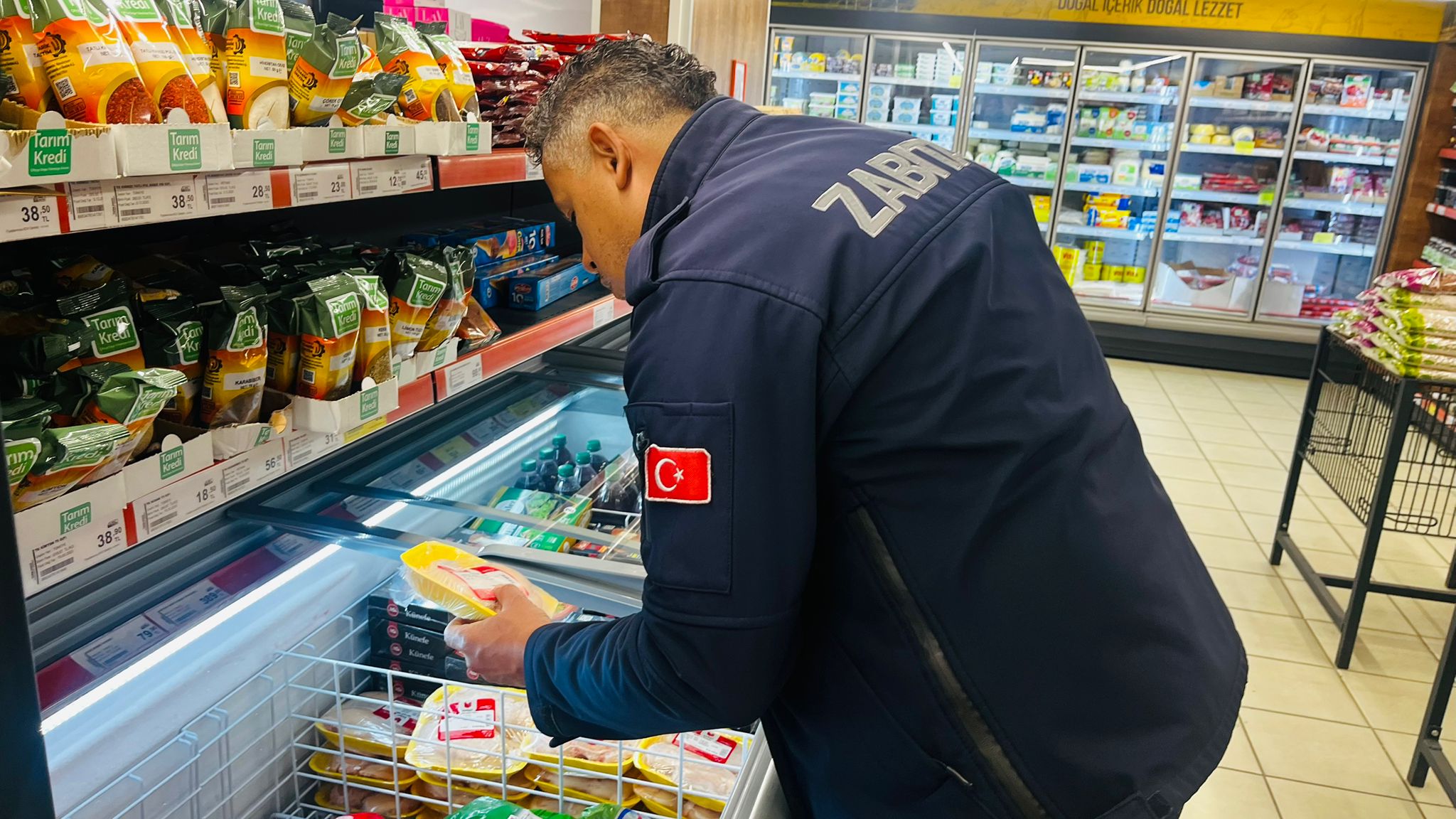 ZABITA EKİPLERİ DENETİMLERİNE DEVAM EDİYOR  - Görsel 9